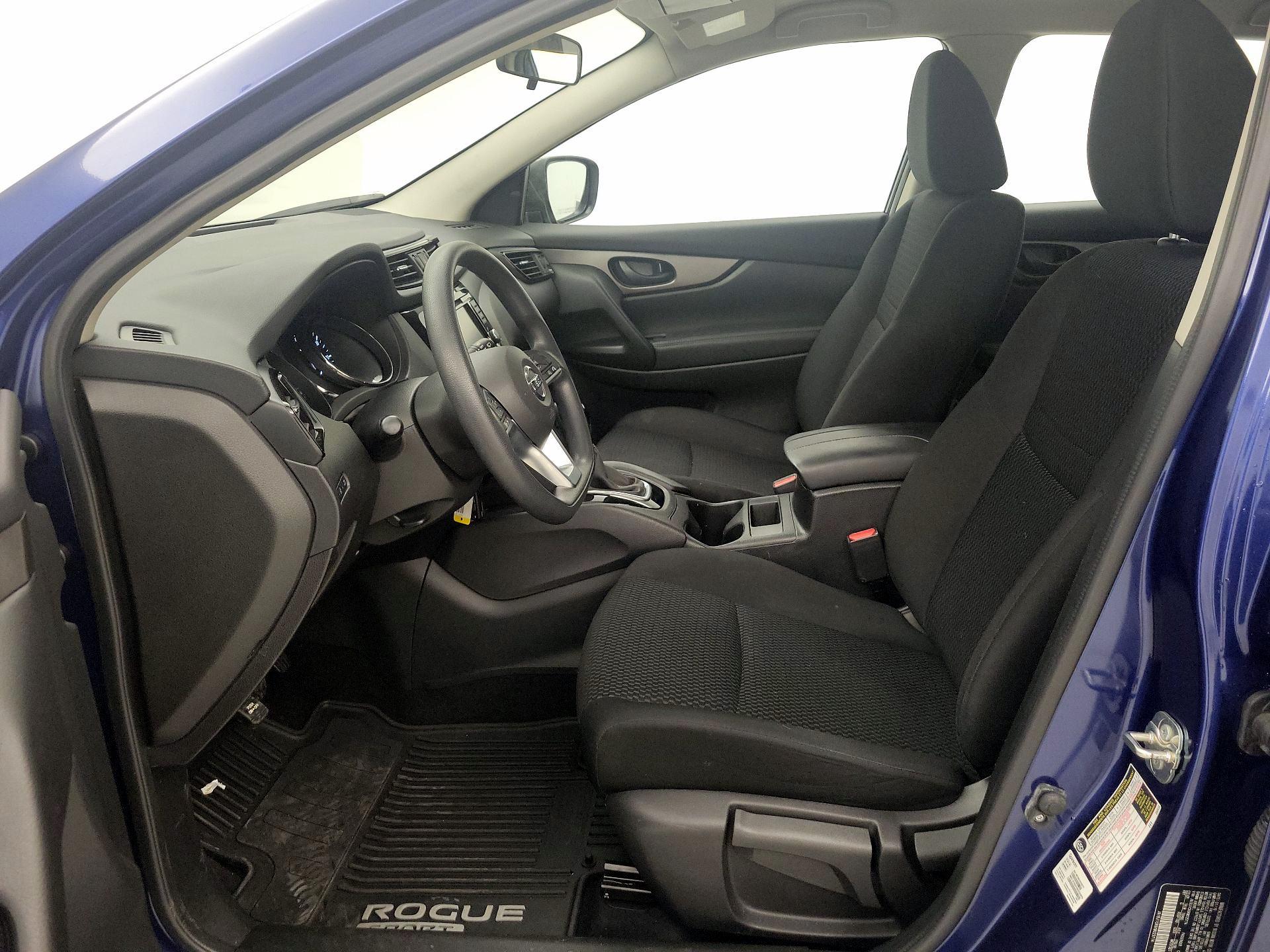 Thumbnail: 2019 Nissan Rogue Sport - 11