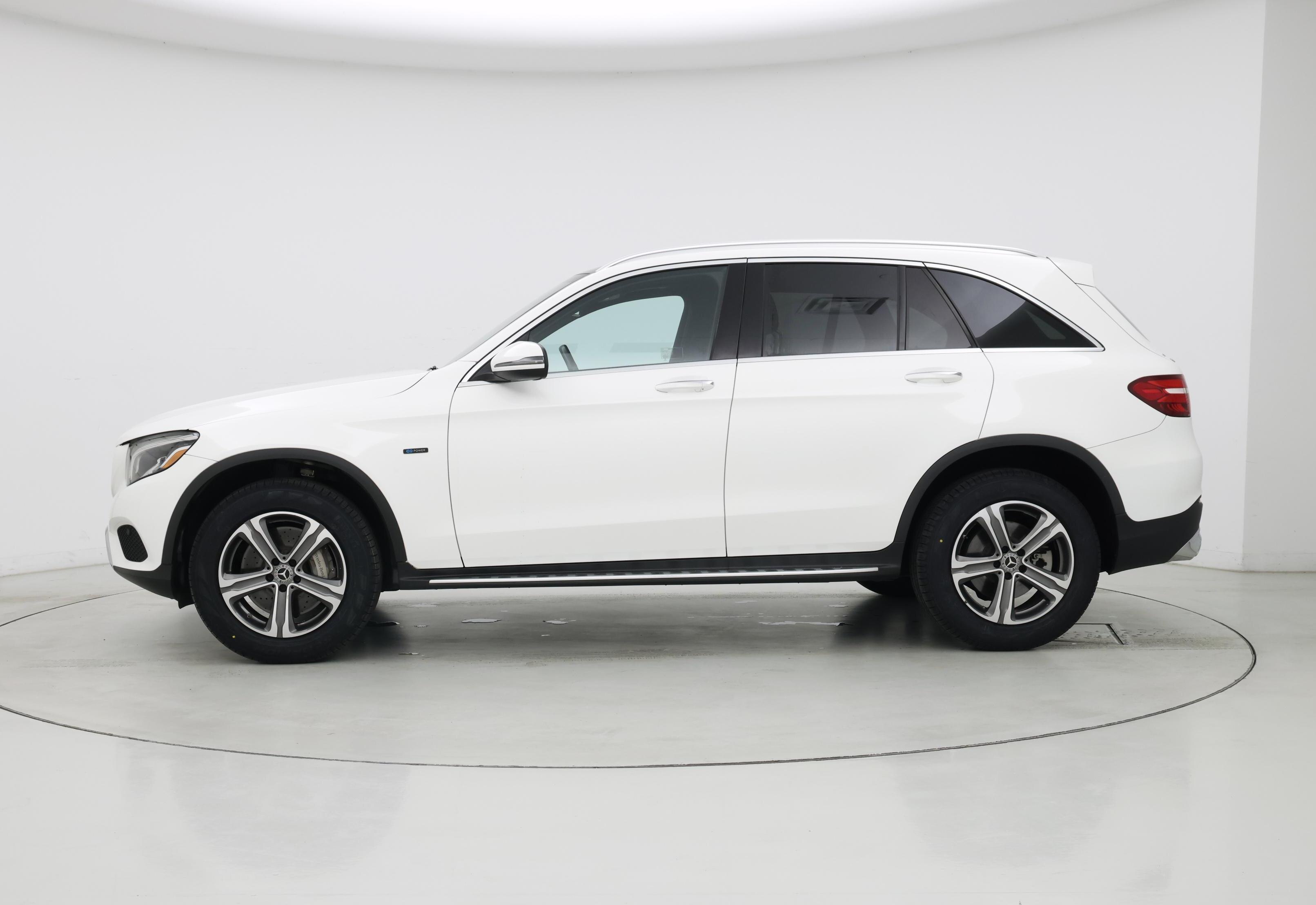 Thumbnail: 2019 Mercedes-Benz GLC - 3