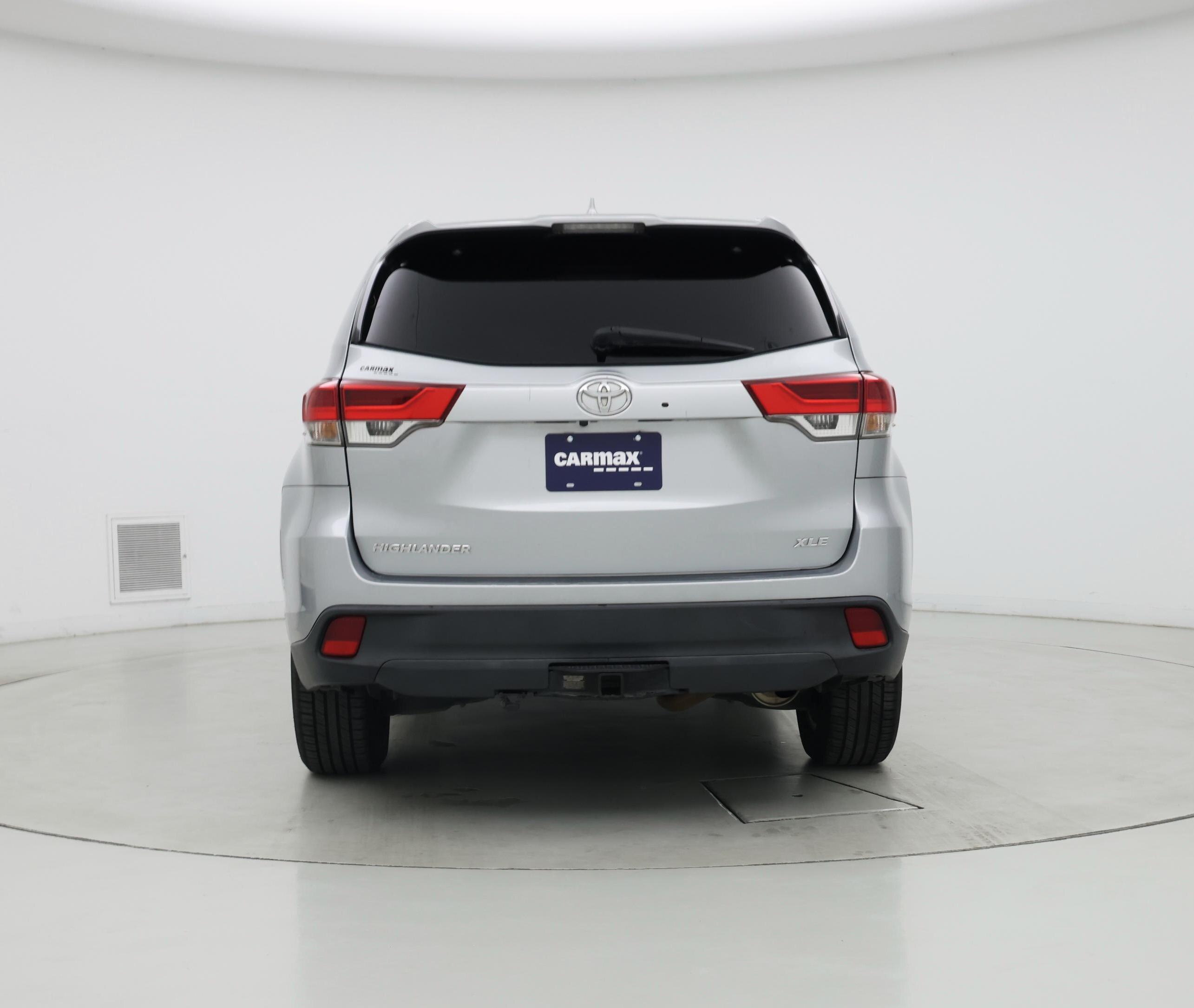 Thumbnail: 2019 Toyota Highlander - 8