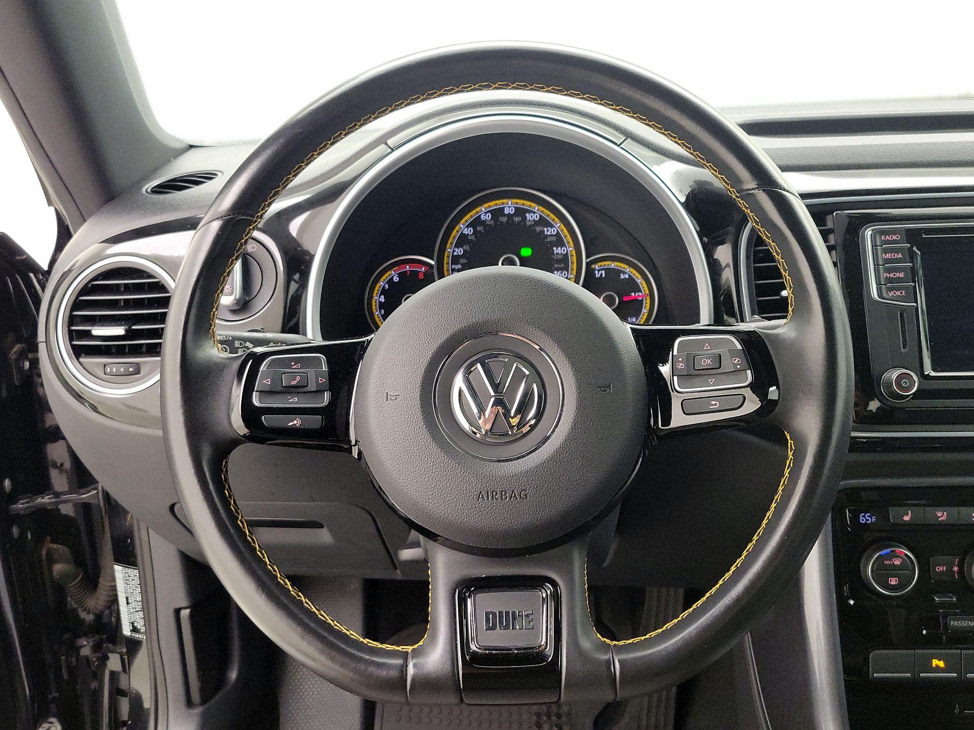 Thumbnail: 2018 Volkswagen Beetle - 10