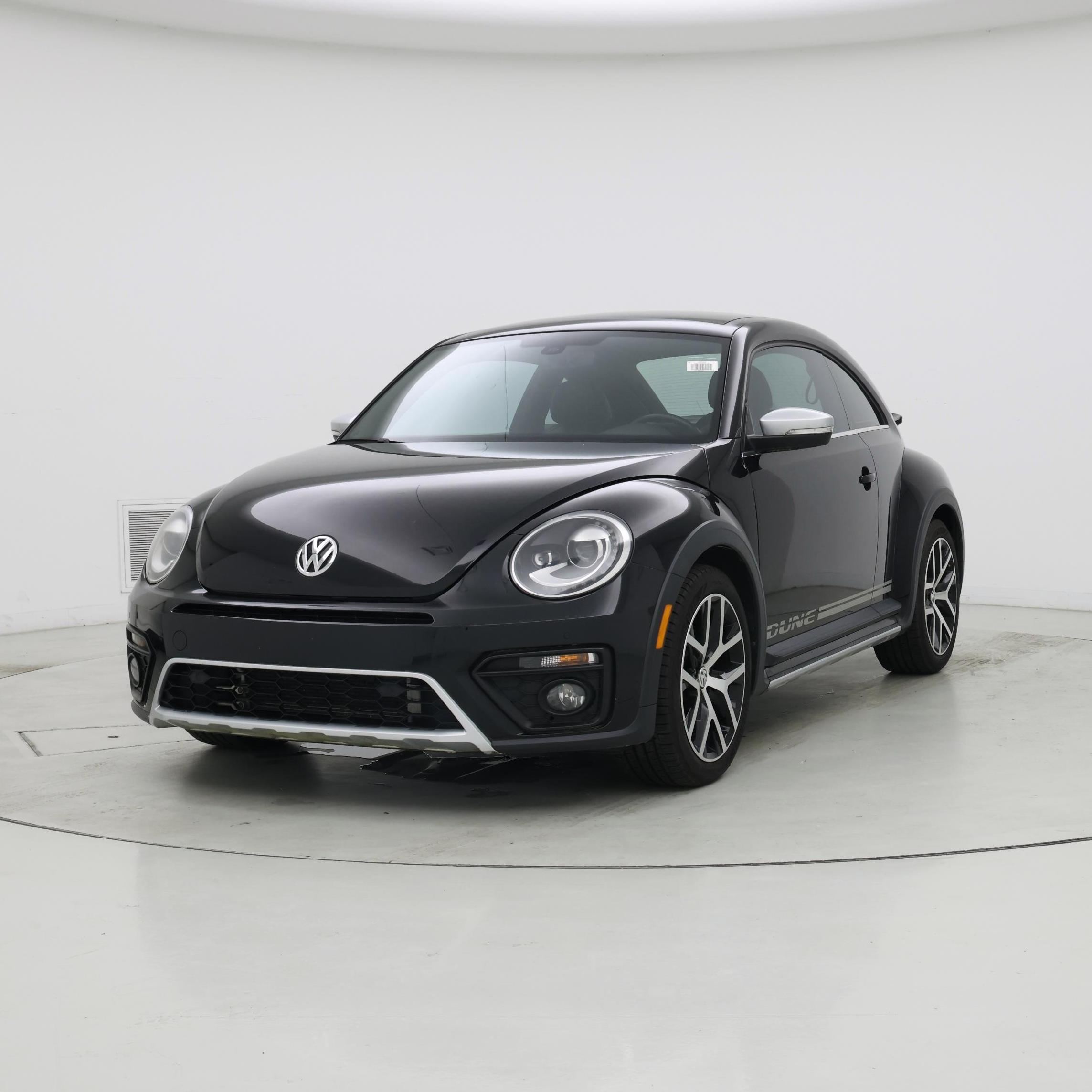 Thumbnail: 2018 Volkswagen Beetle - 4