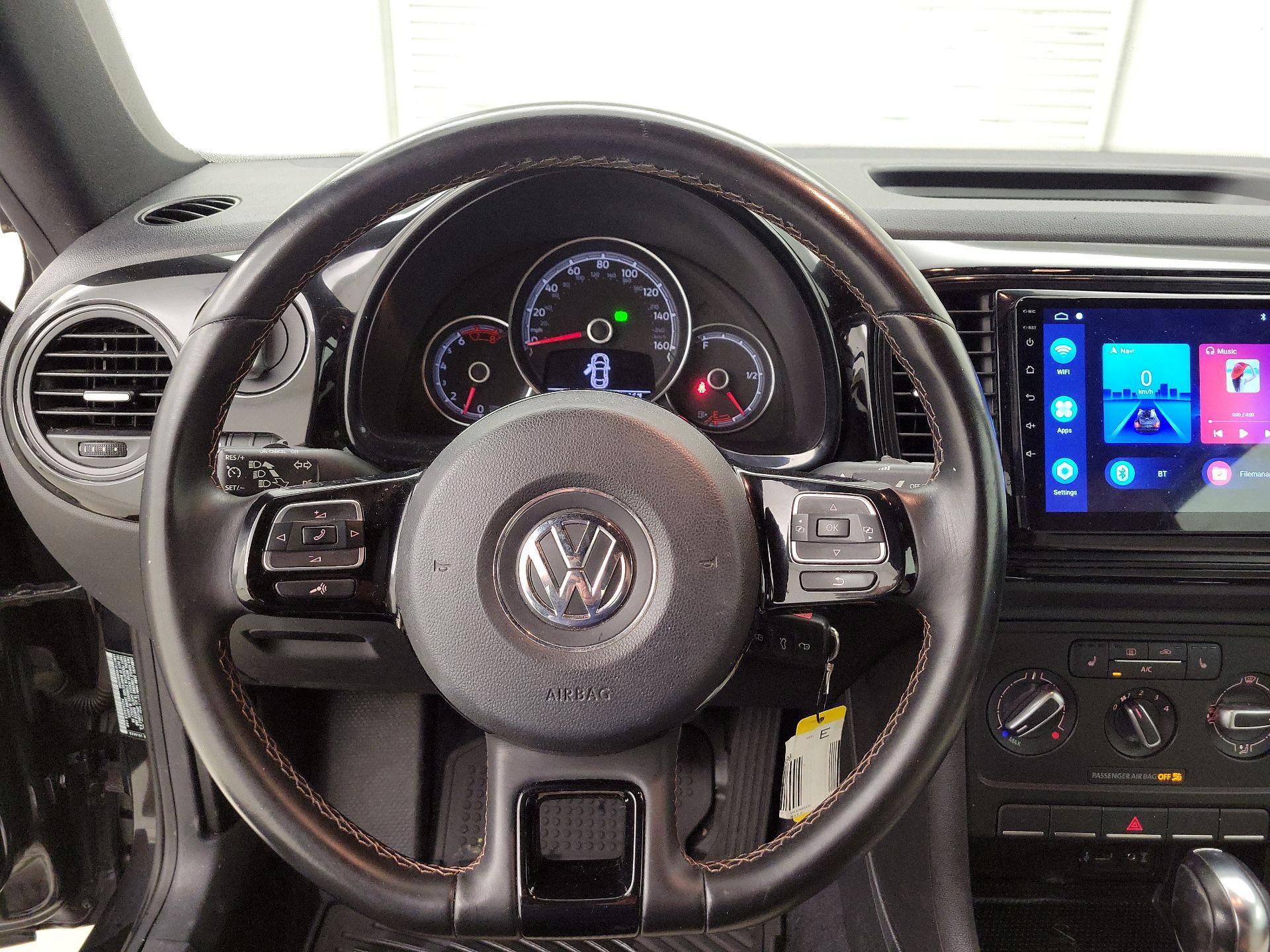 Thumbnail: 2017 Volkswagen Beetle - 10