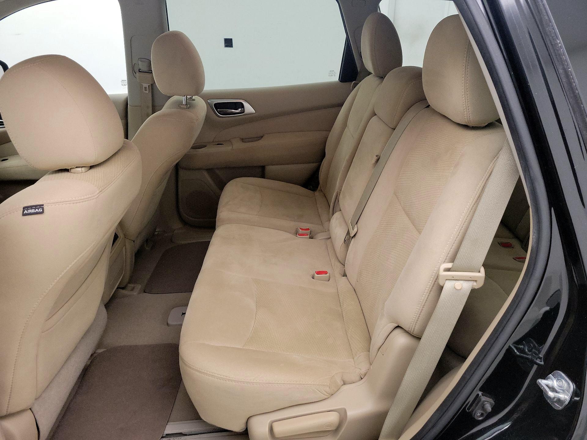 Thumbnail: 2014 Nissan Pathfinder - 18