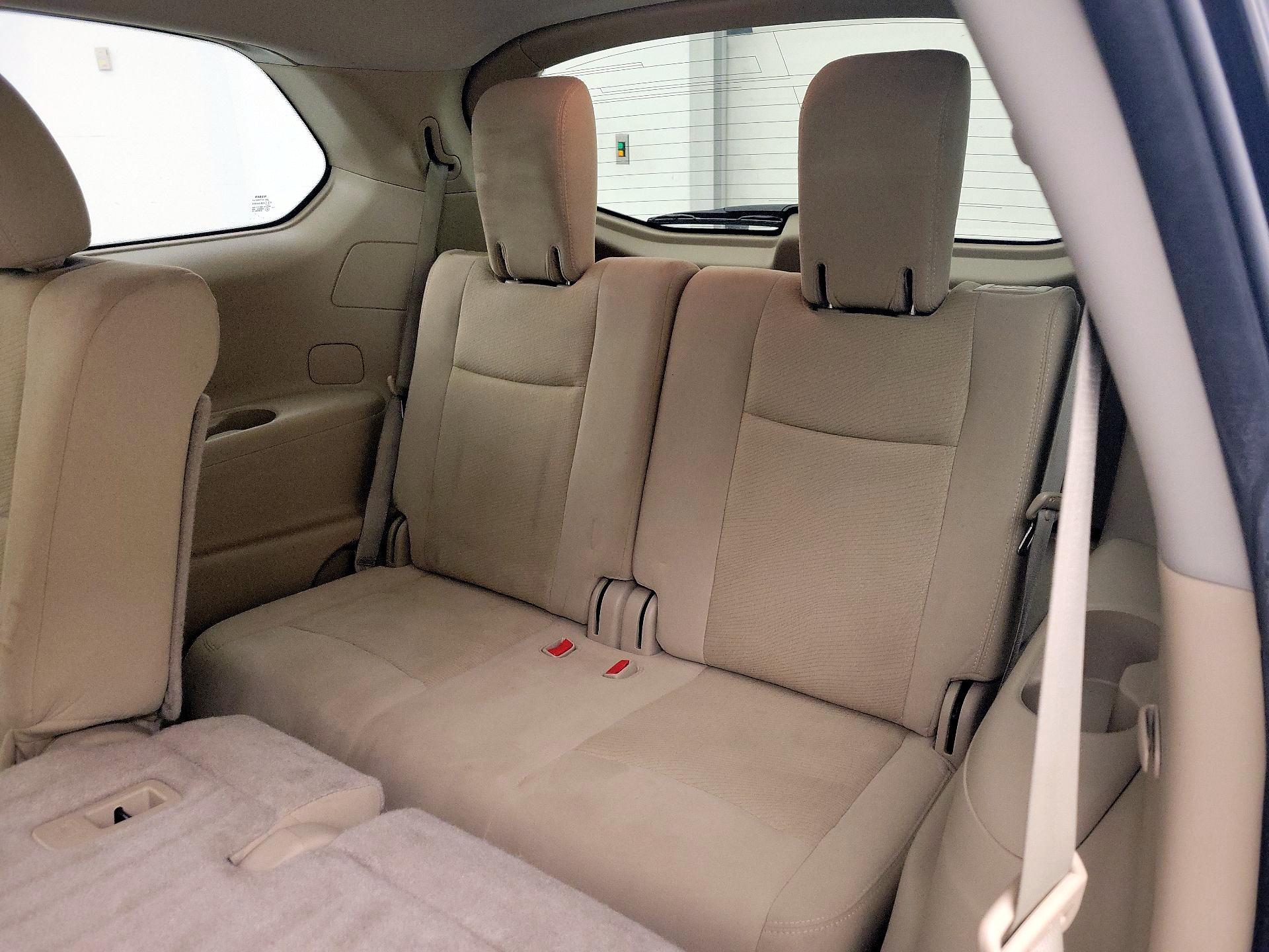 Thumbnail: 2014 Nissan Pathfinder - 19