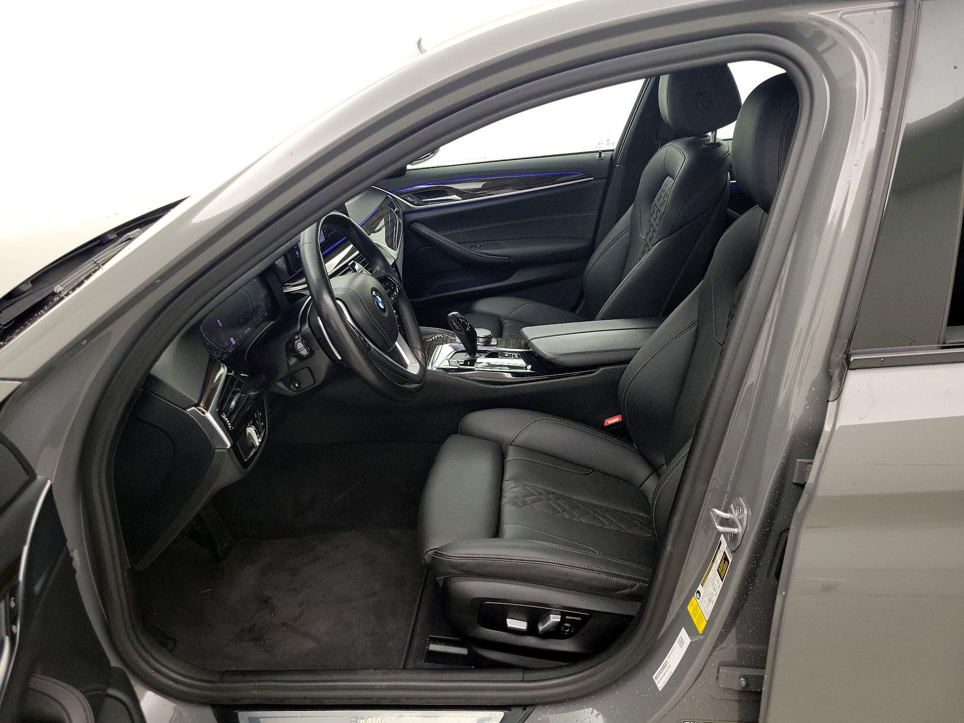 Thumbnail: 2022 BMW 5 Series - 11