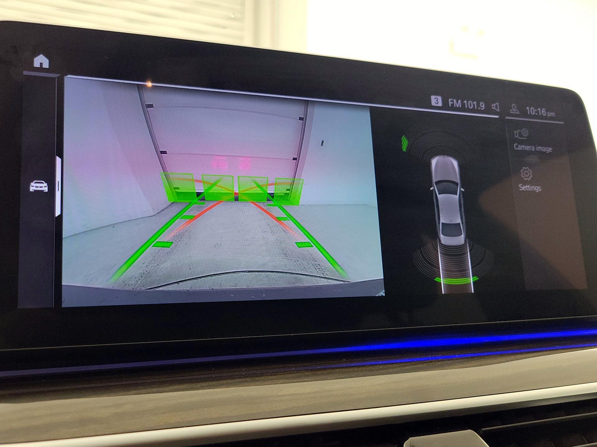 Thumbnail: 2022 BMW 5 Series - 15