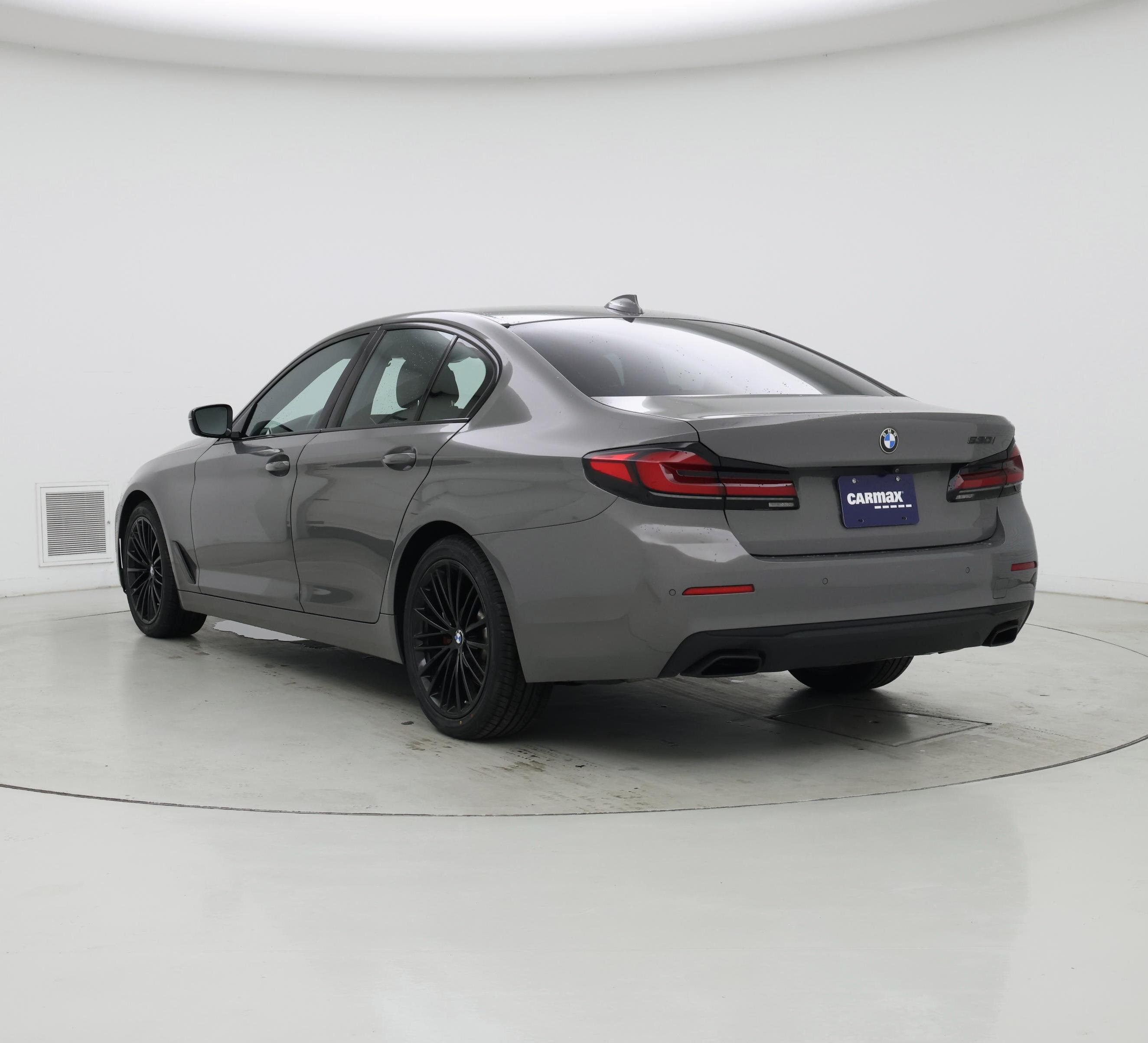 Thumbnail: 2022 BMW 5 Series - 2