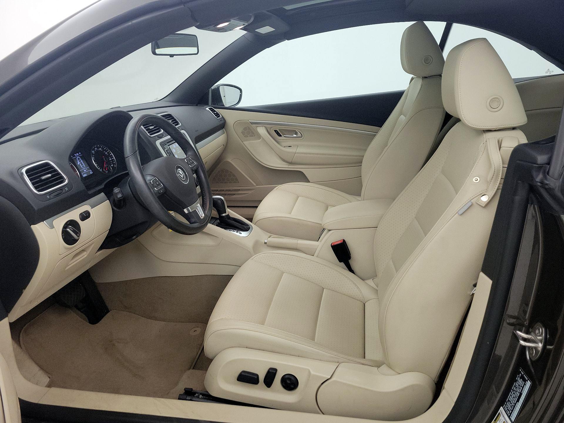 Thumbnail: 2016 Volkswagen Eos - 11