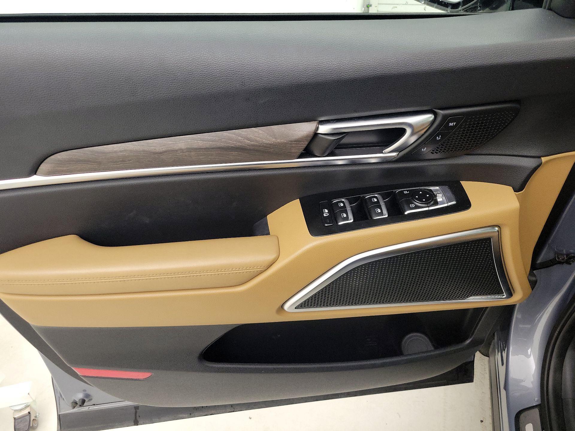 Thumbnail: 2022 Kia Telluride - 12