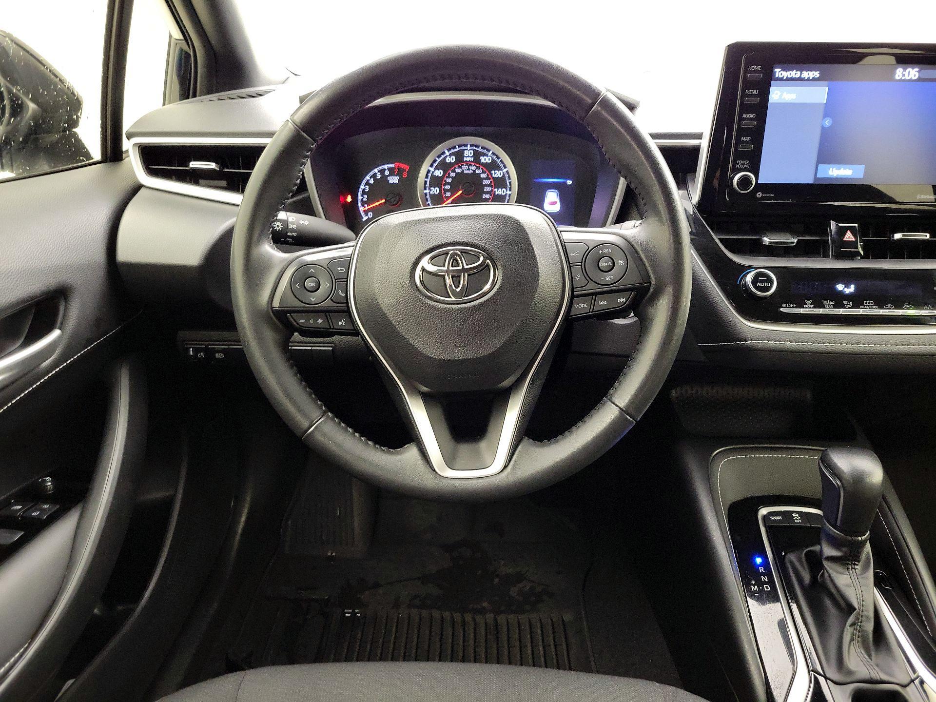 Thumbnail: 2022 Toyota Corolla - 10