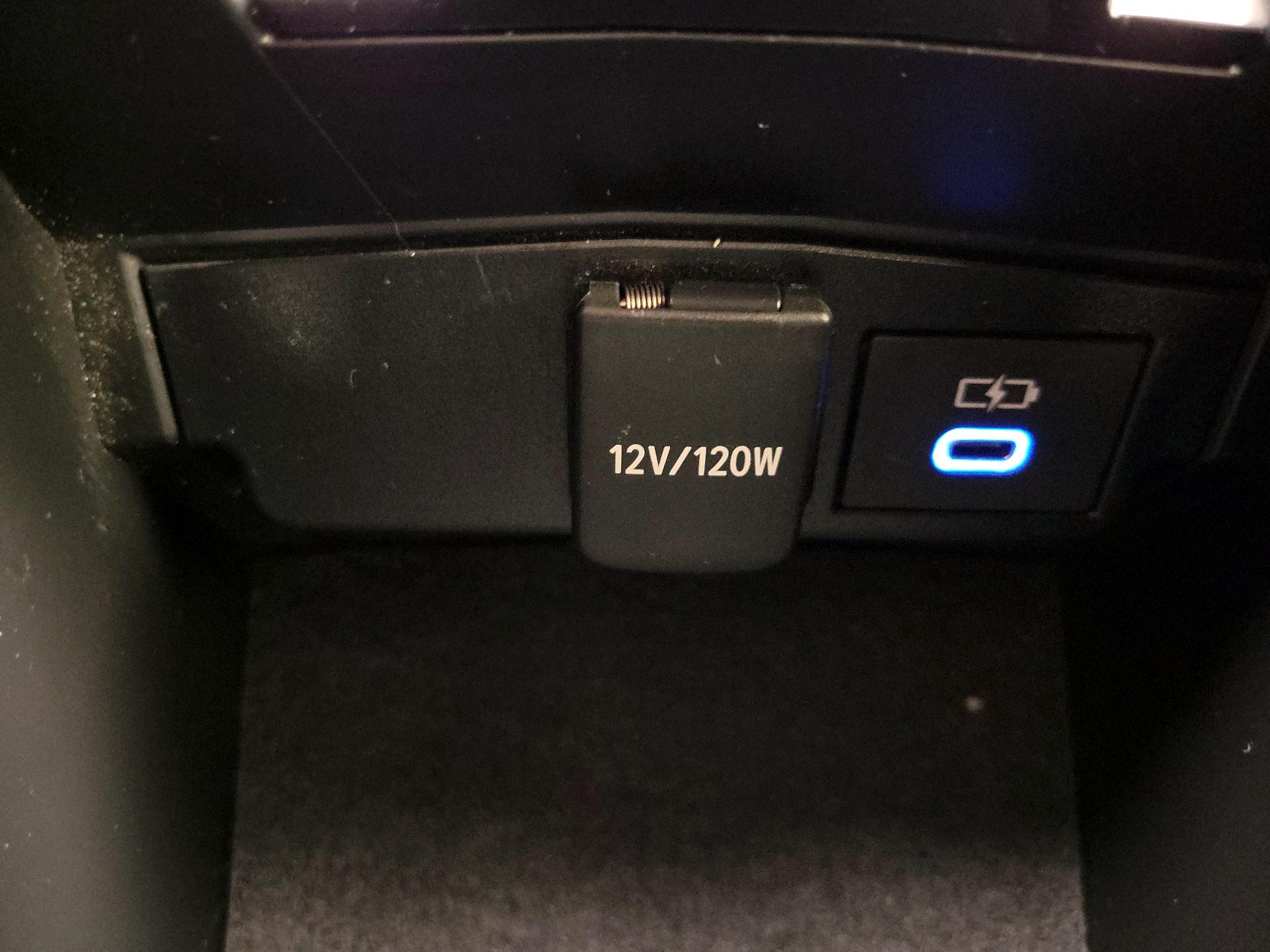 Thumbnail: 2022 Toyota Corolla - 18