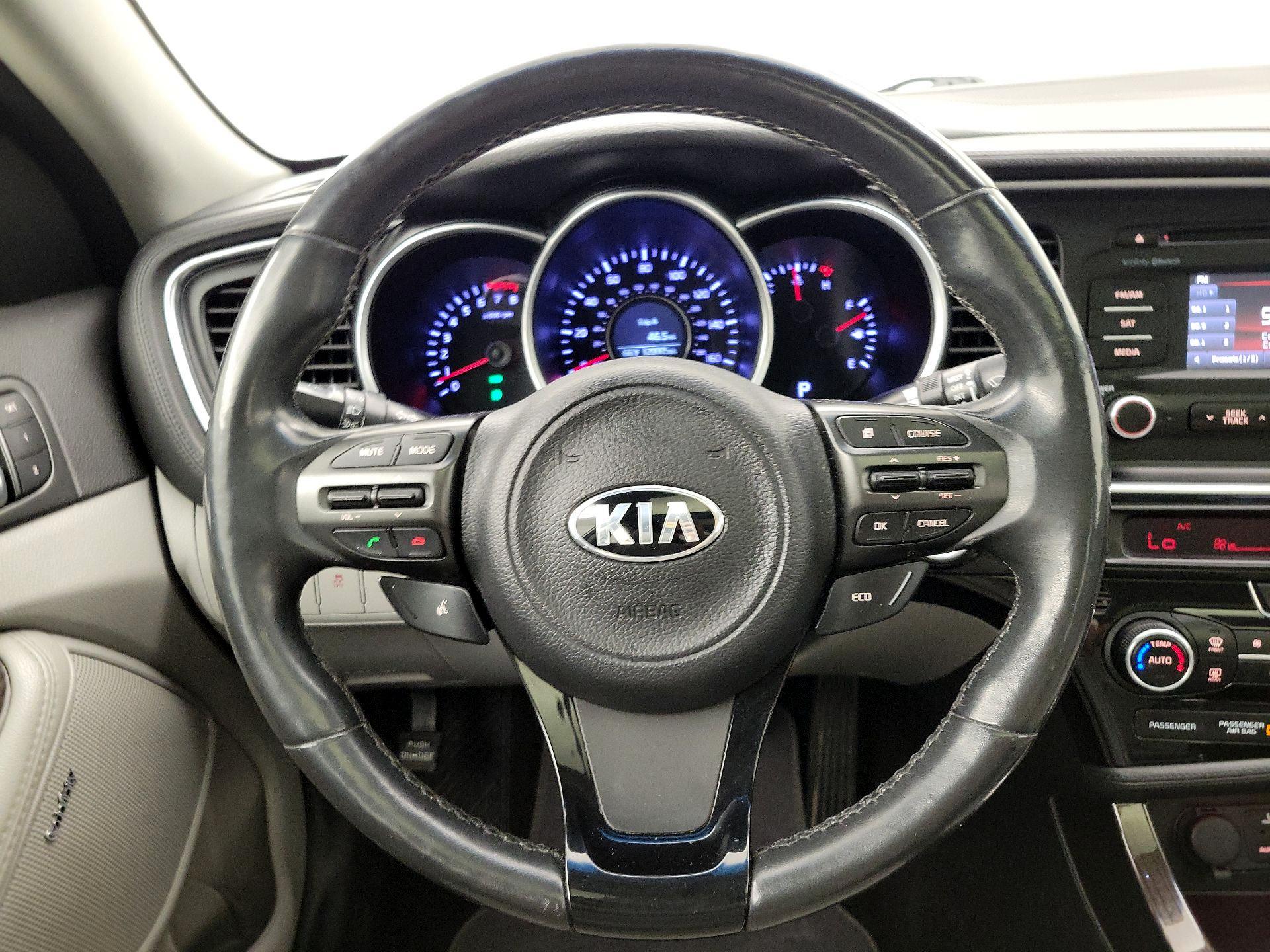Thumbnail: 2015 Kia Optima - 10