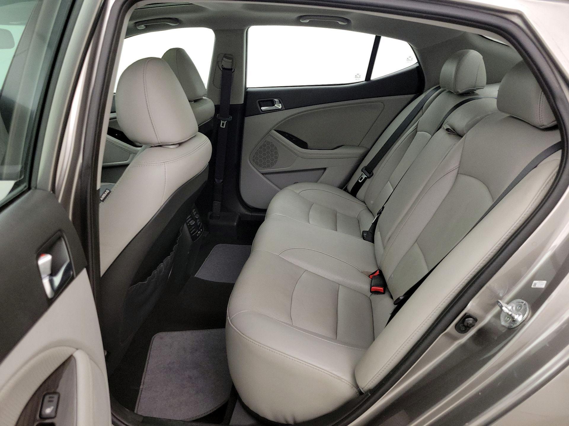 Thumbnail: 2015 Kia Optima - 20