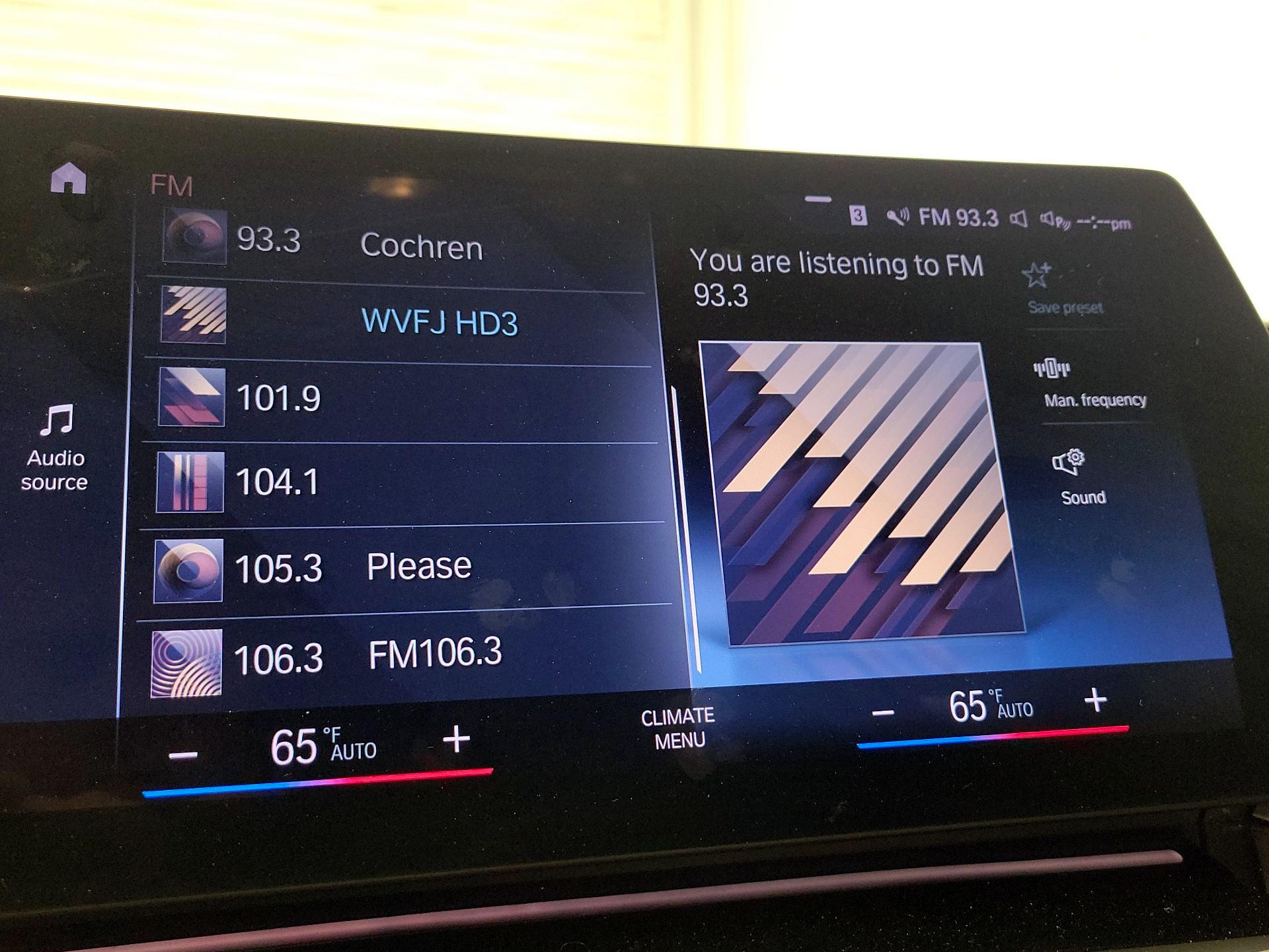 Thumbnail: 2023 BMW X1 - 16