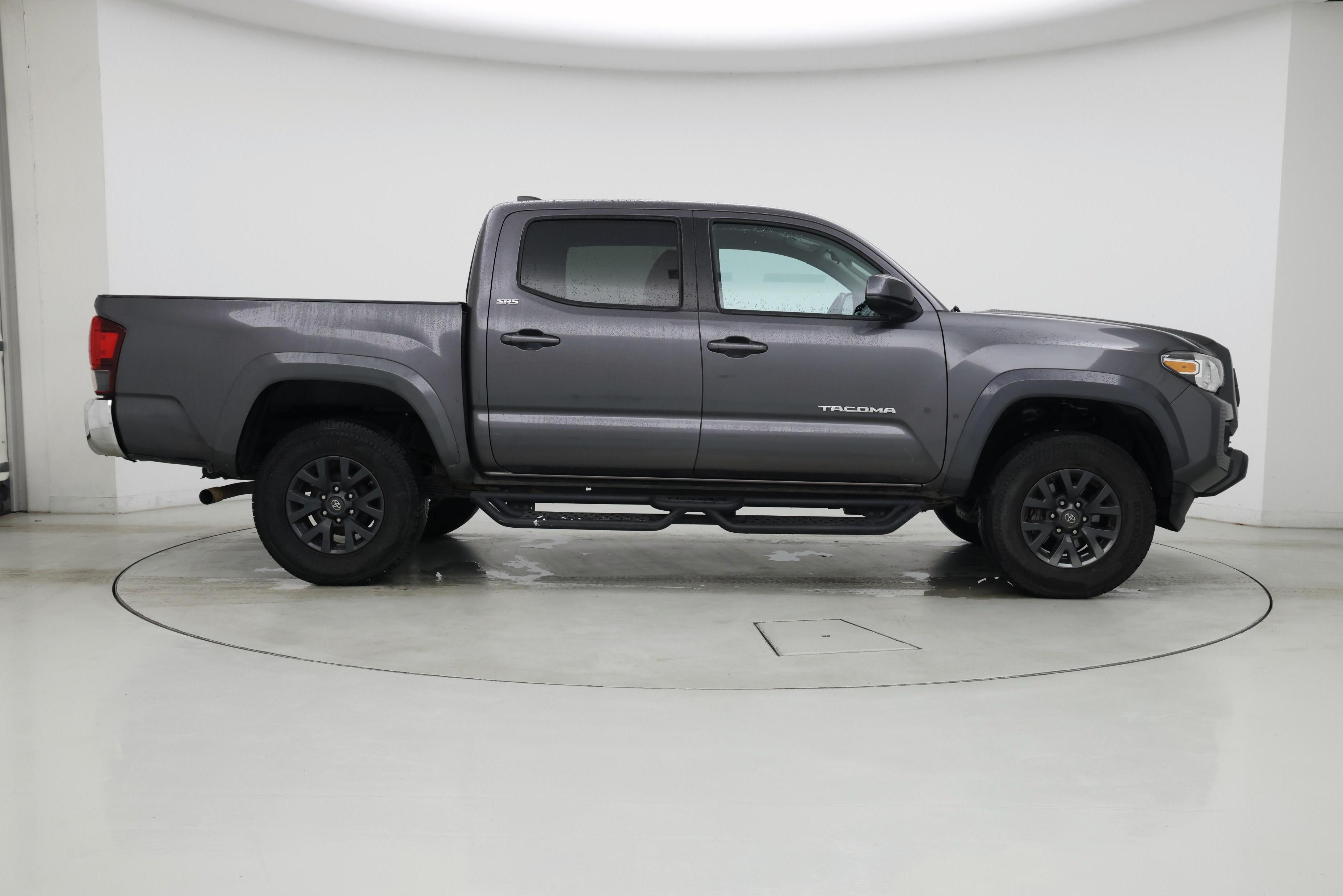 Thumbnail: 2020 Toyota Tacoma - 7