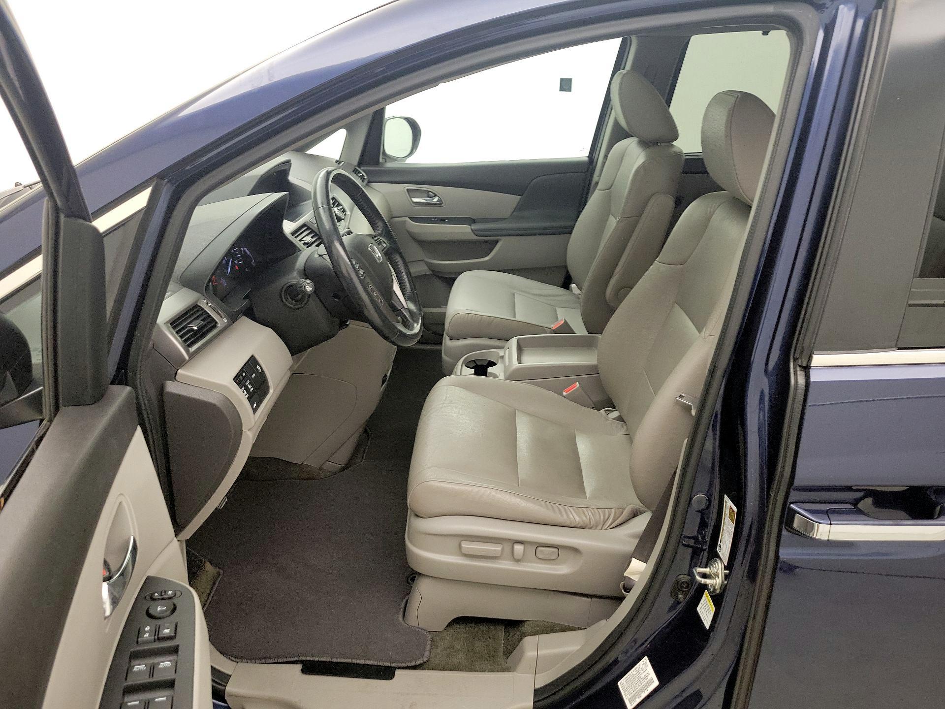 Thumbnail: 2016 Honda Odyssey - 11