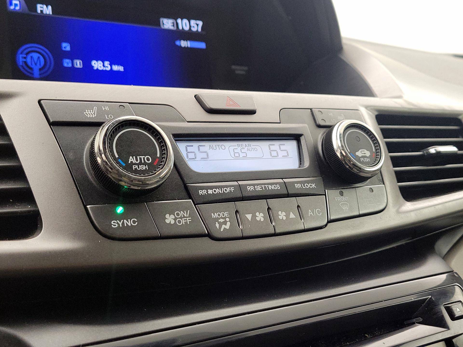 Thumbnail: 2016 Honda Odyssey - 16