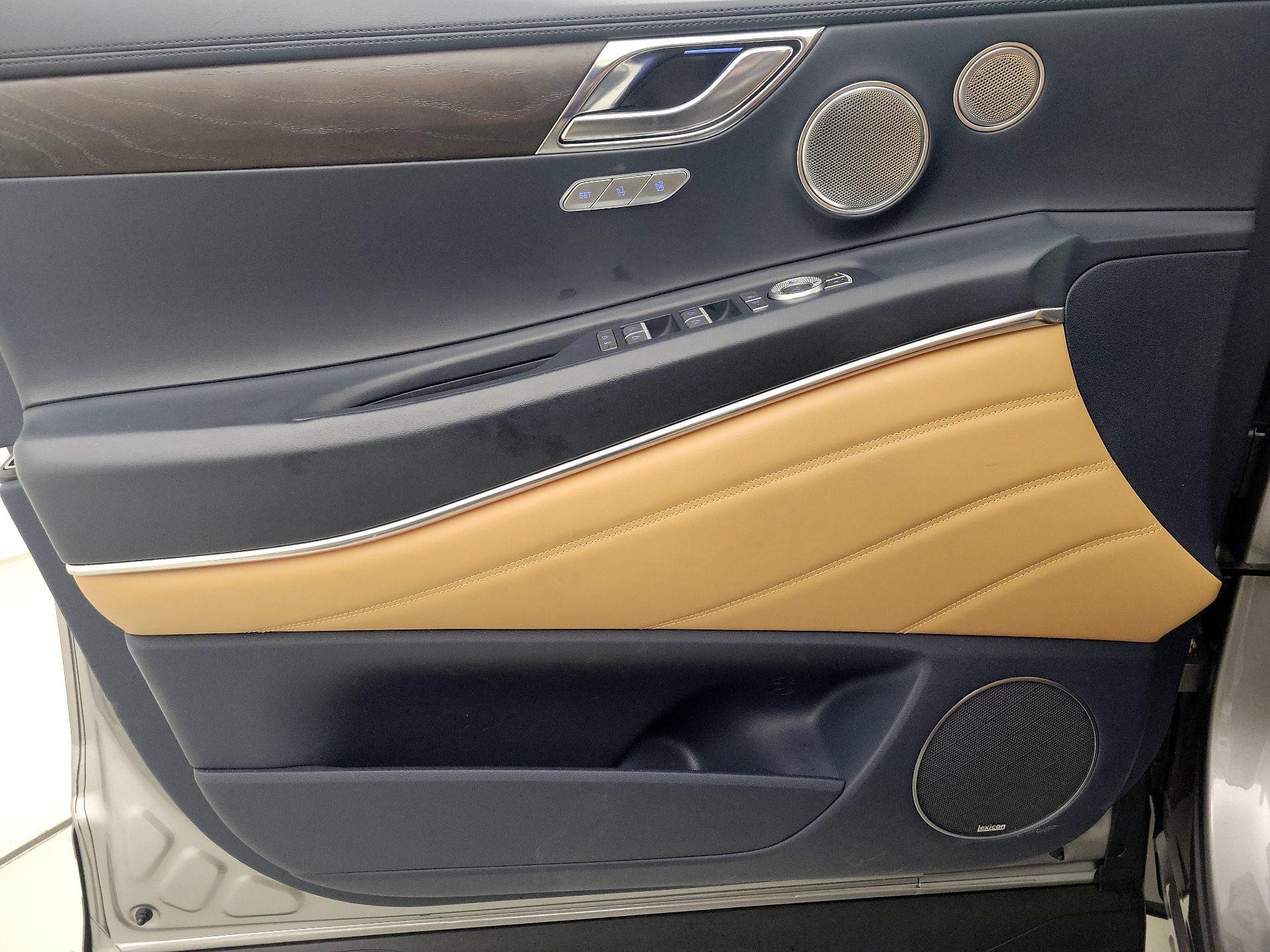 Thumbnail: 2022 Genesis GV80 - 12