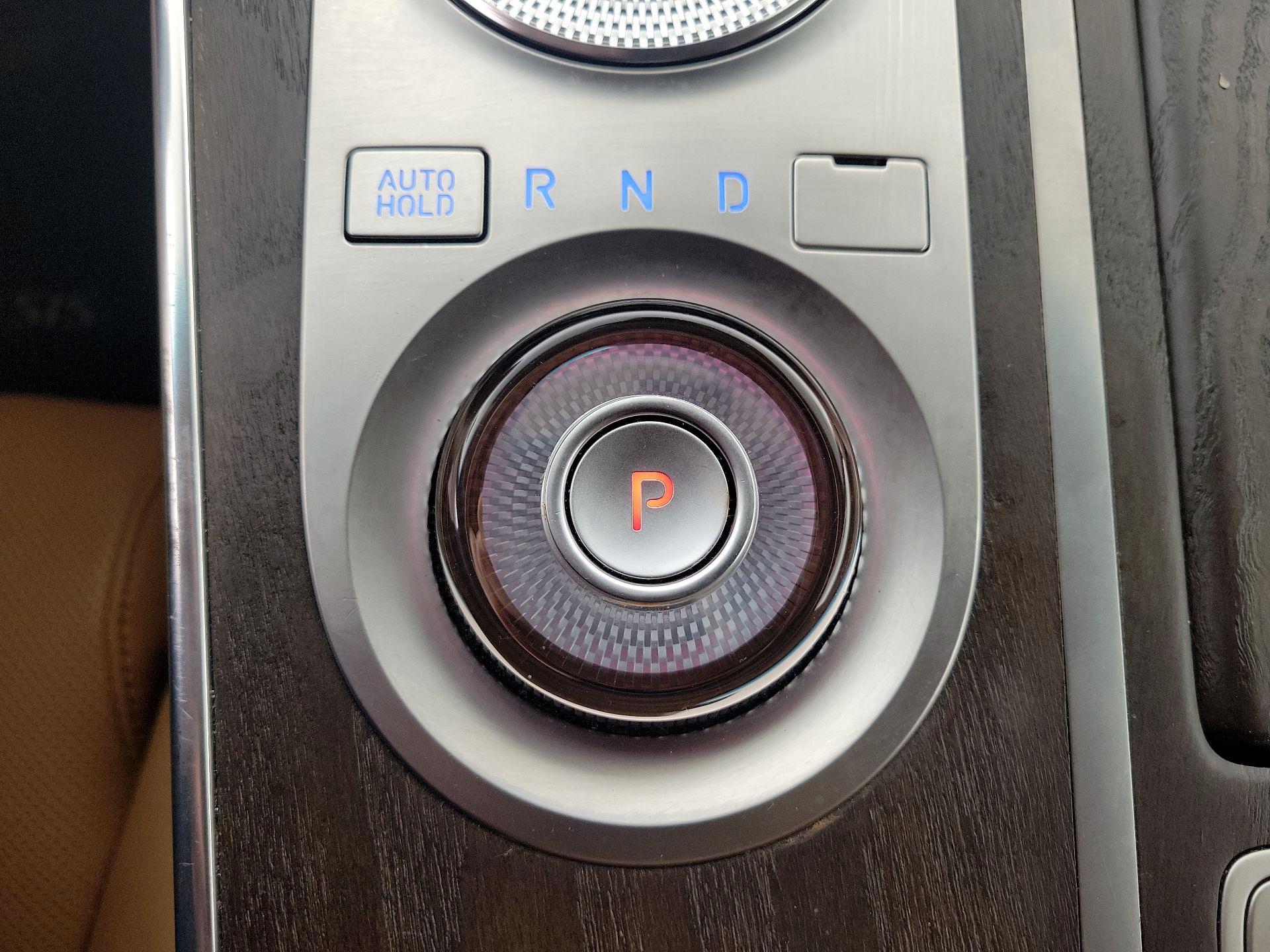 Thumbnail: 2022 Genesis GV80 - 18