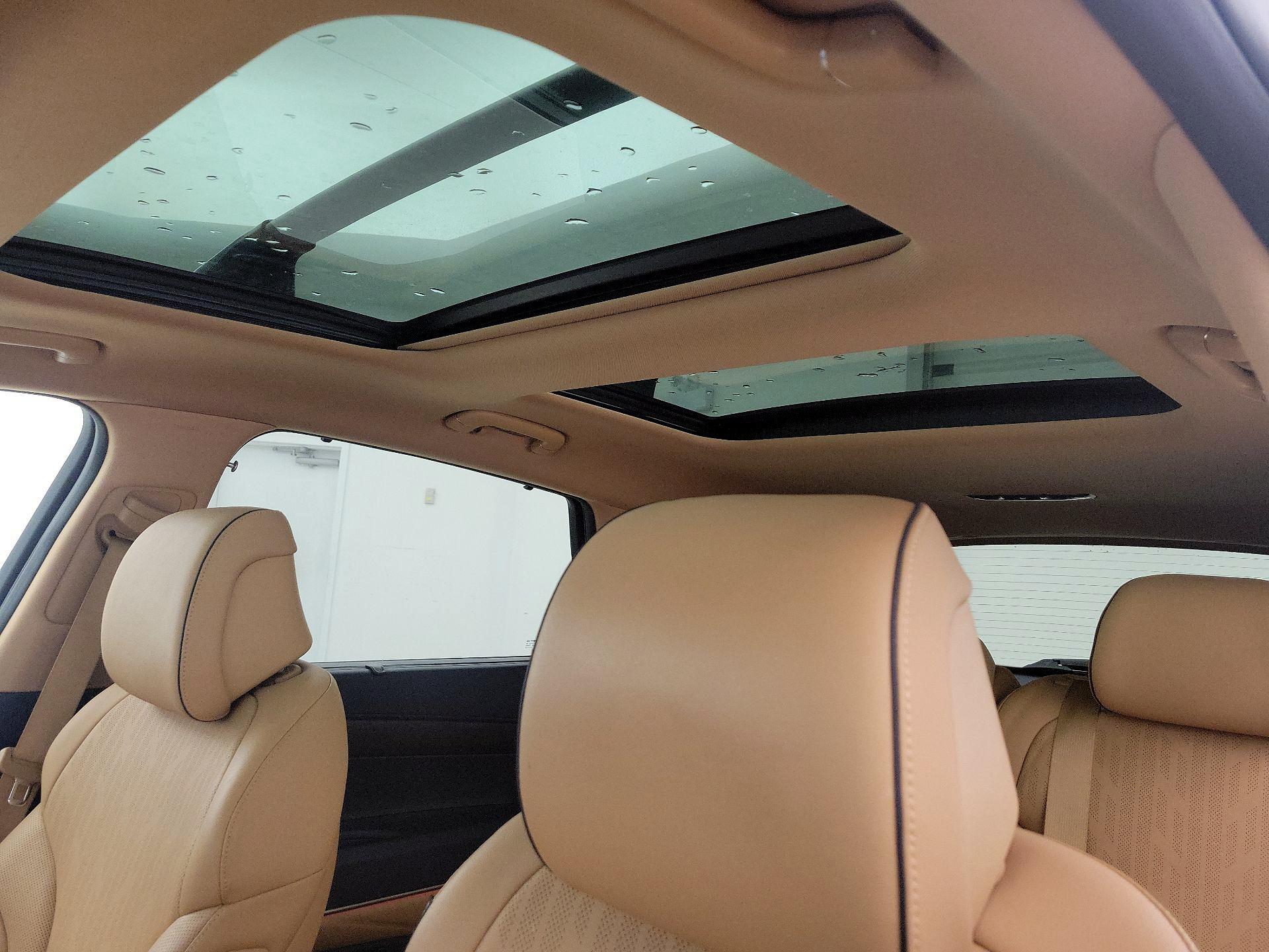 Thumbnail: 2022 Genesis GV80 - 20