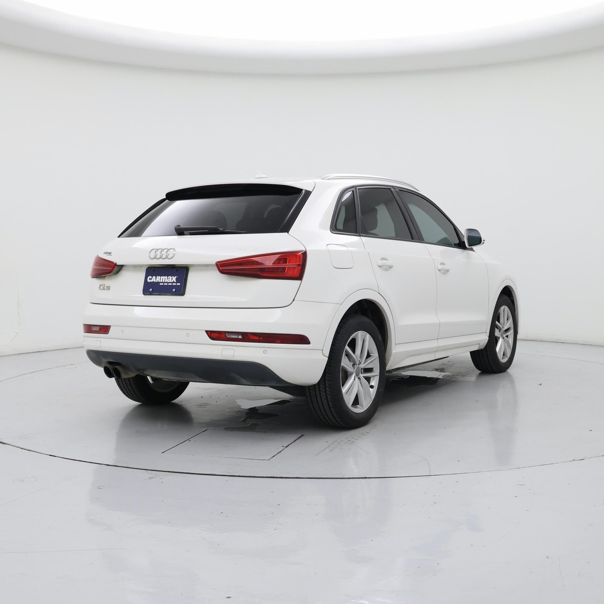 Thumbnail: 2017 Audi Q3 - 8