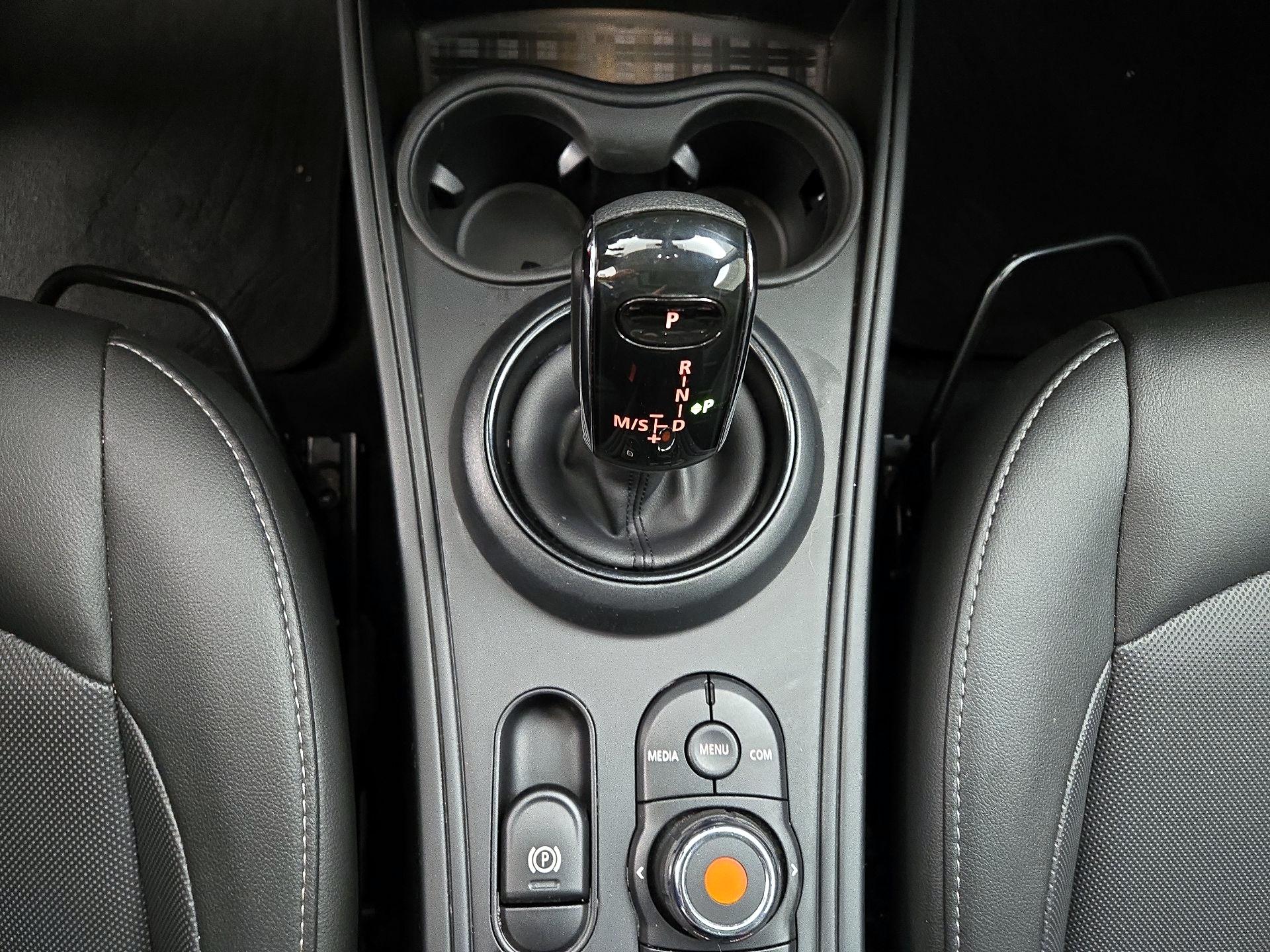 Thumbnail: 2020 MINI Cooper Countryman - 17
