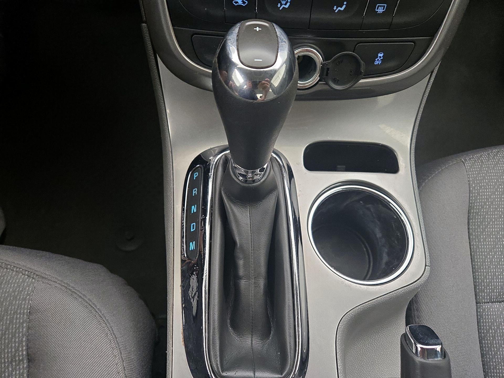 Thumbnail: 2015 Chevrolet Malibu - 16