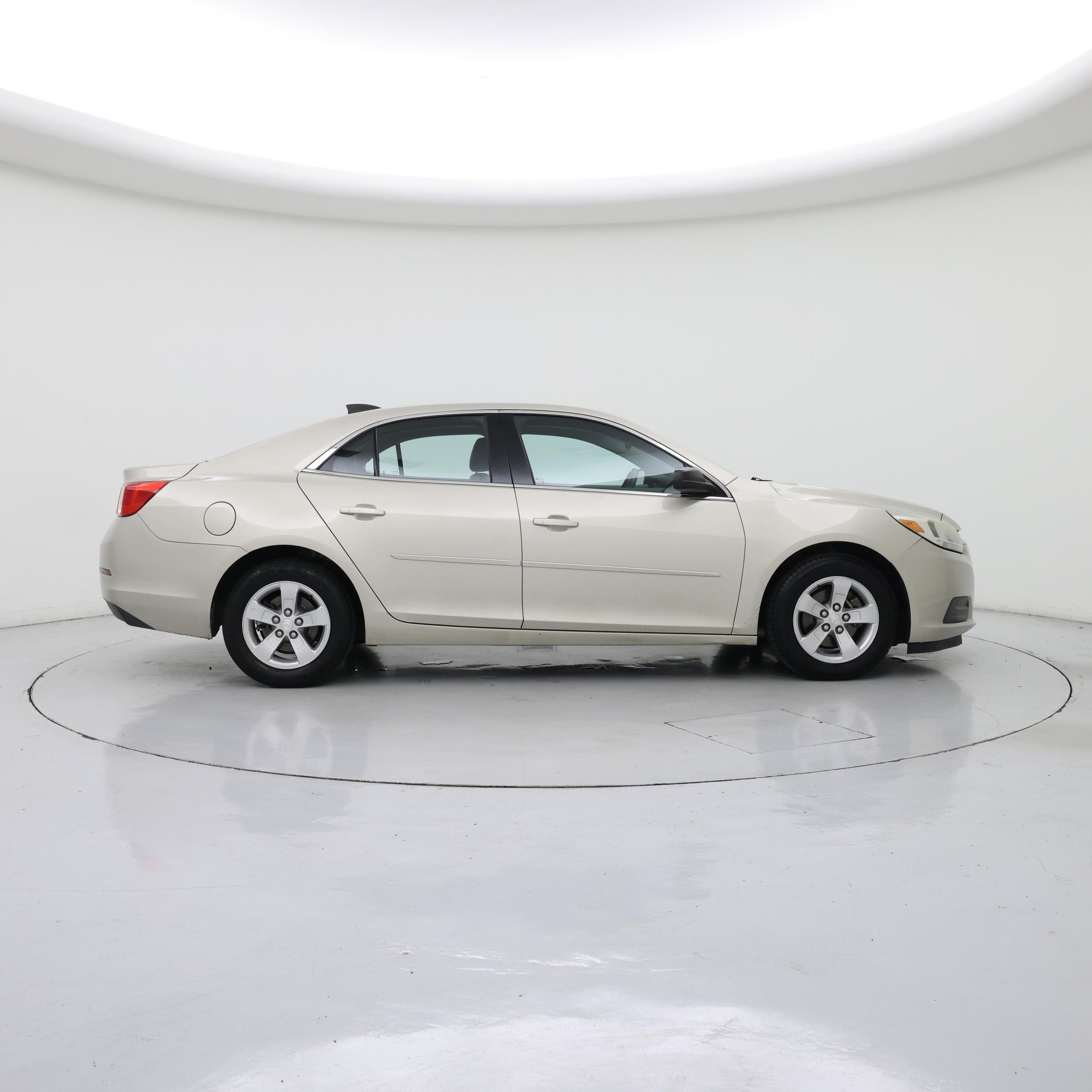 Thumbnail: 2015 Chevrolet Malibu - 7