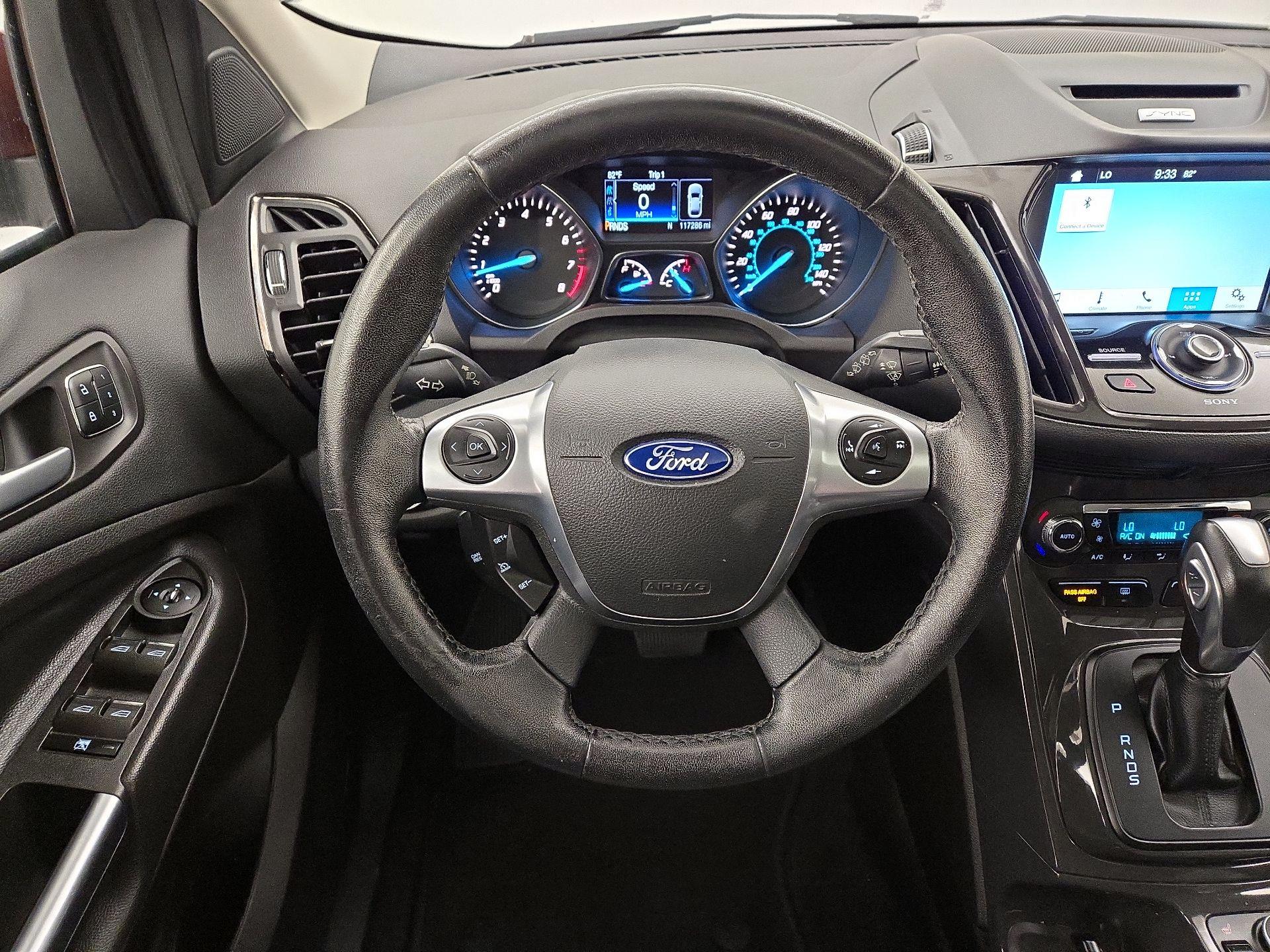 Thumbnail: 2016 Ford Escape - 10