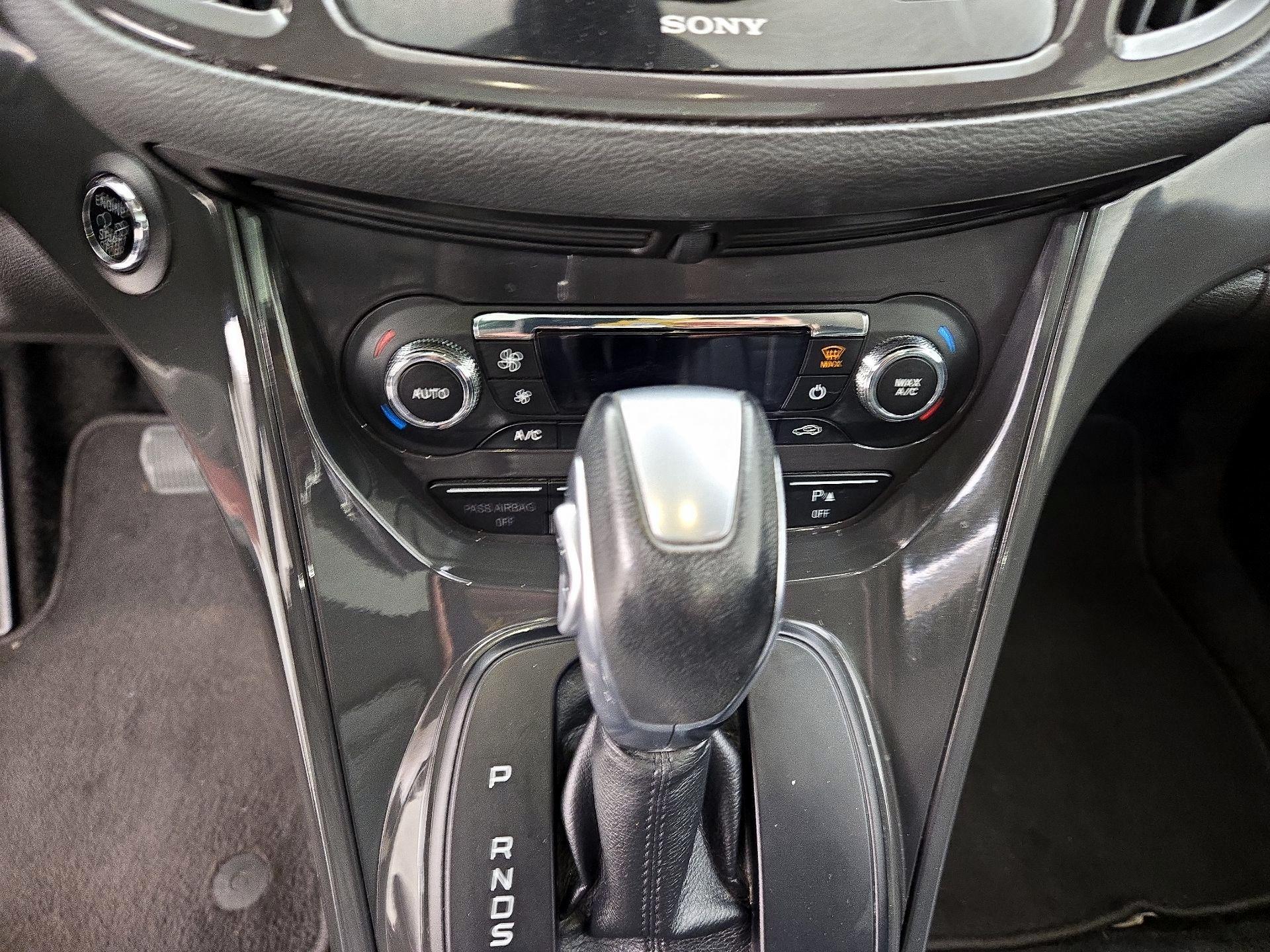 Thumbnail: 2016 Ford Escape - 16