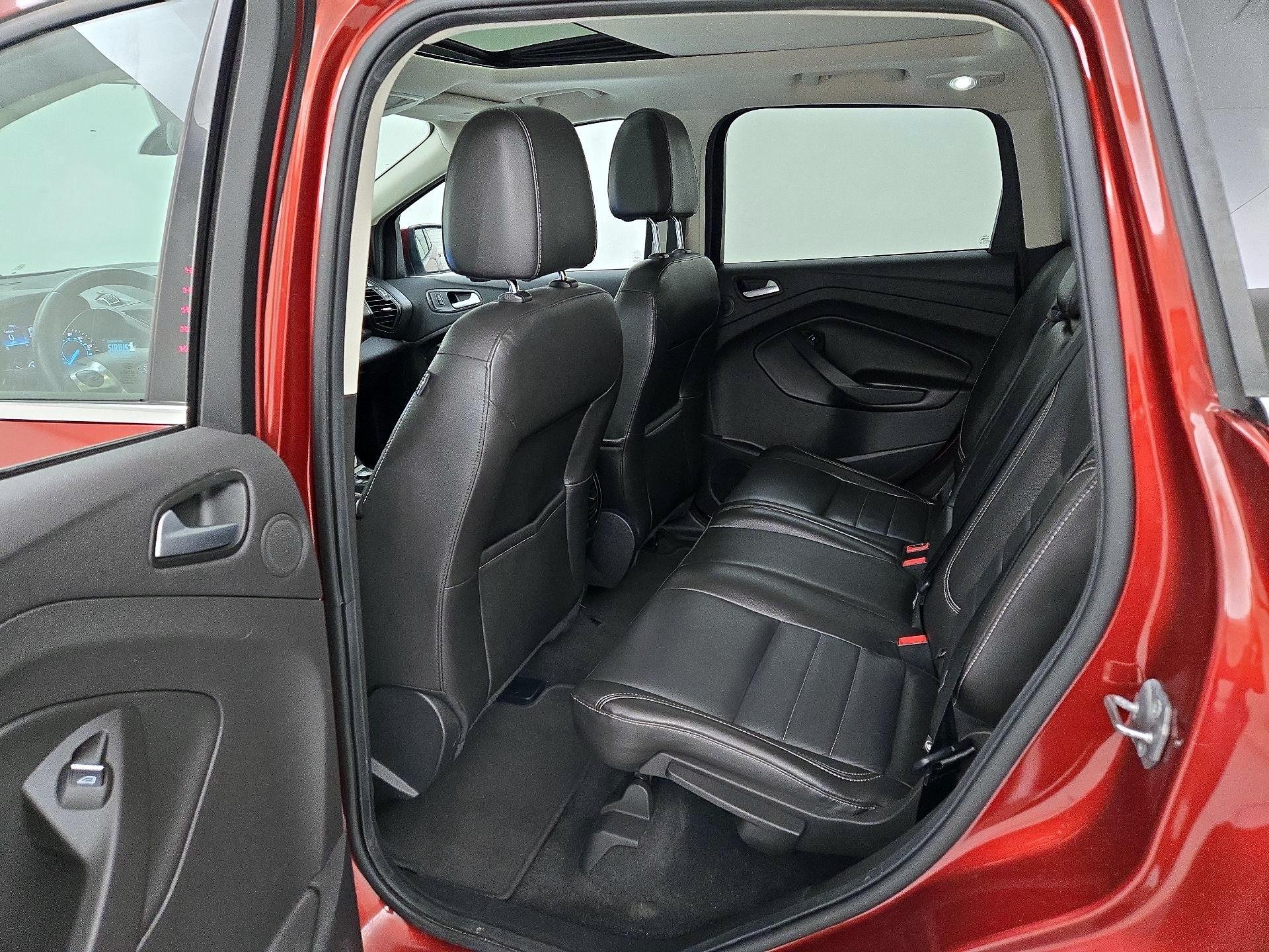 Thumbnail: 2016 Ford Escape - 20