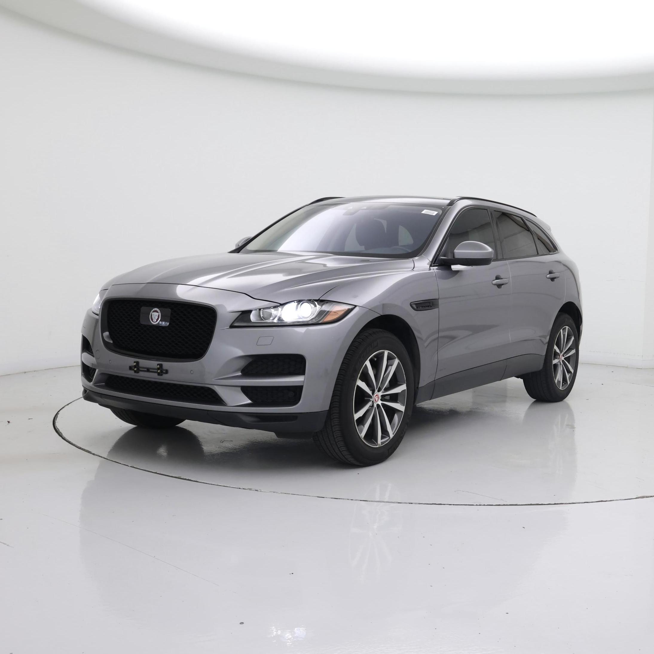 Thumbnail: 2020 Jaguar F-Pace - 4