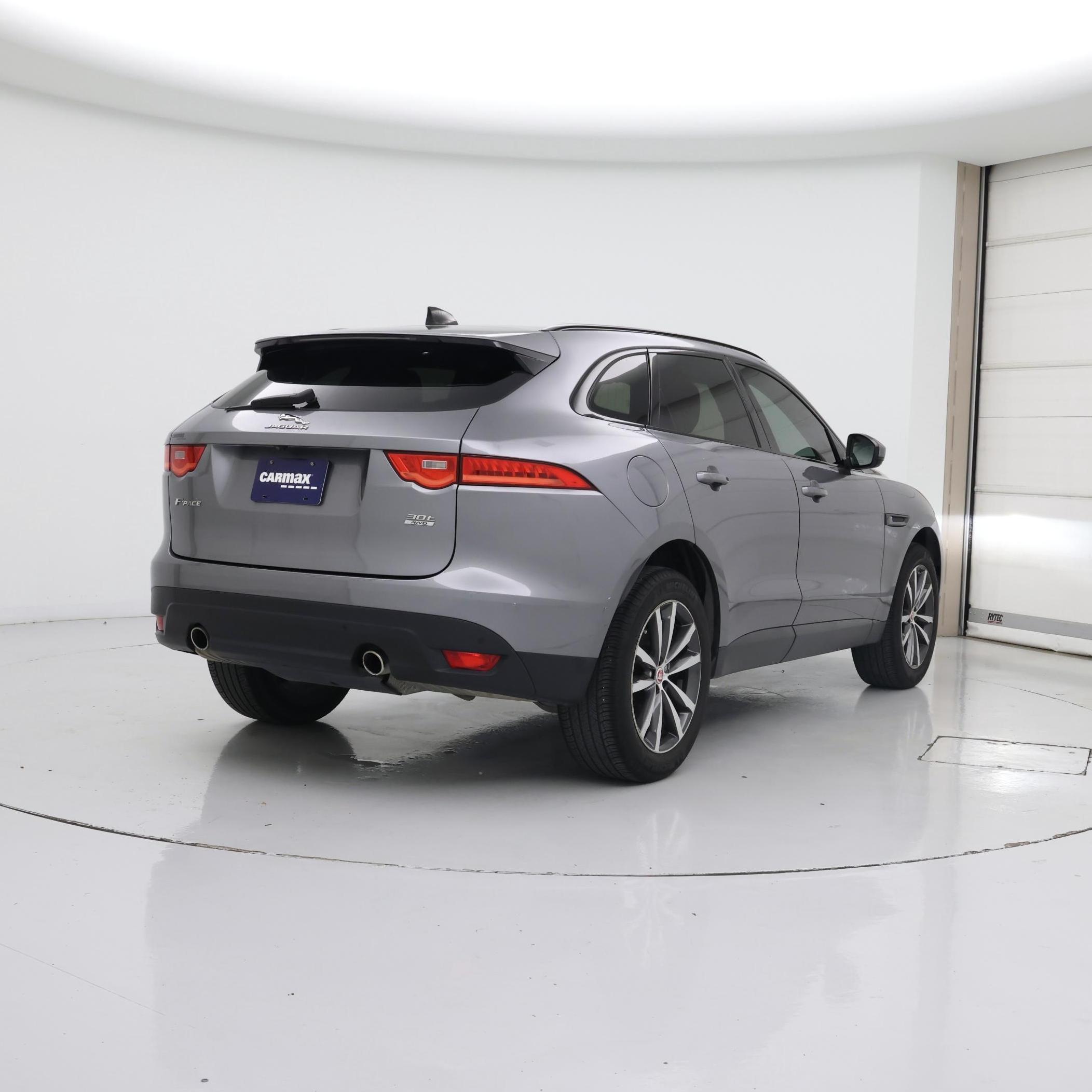 Thumbnail: 2020 Jaguar F-Pace - 8