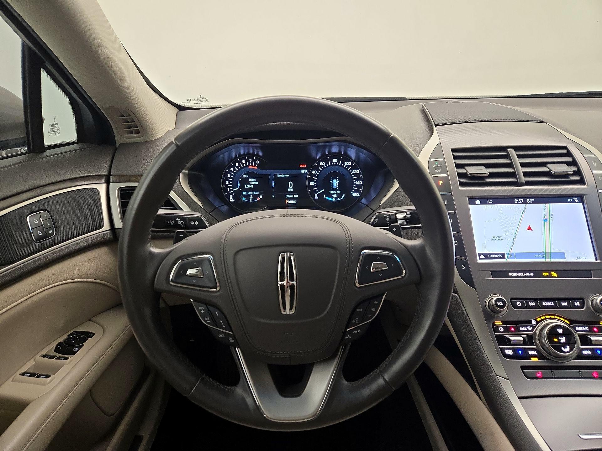 Thumbnail: 2019 Lincoln MKZ - 10