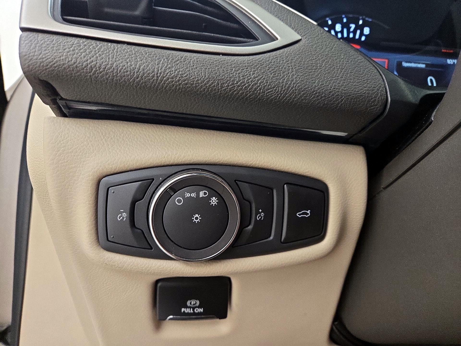 Thumbnail: 2019 Lincoln MKZ - 13
