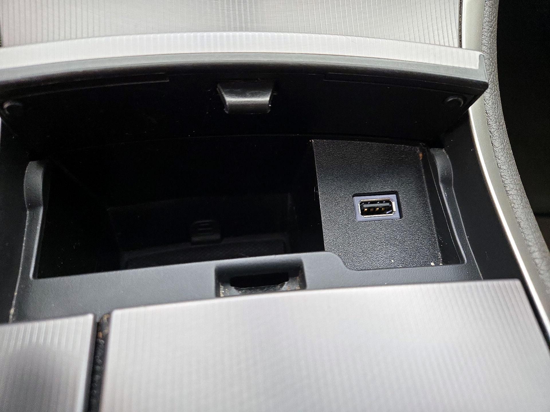 Thumbnail: 2019 Lincoln MKZ - 19
