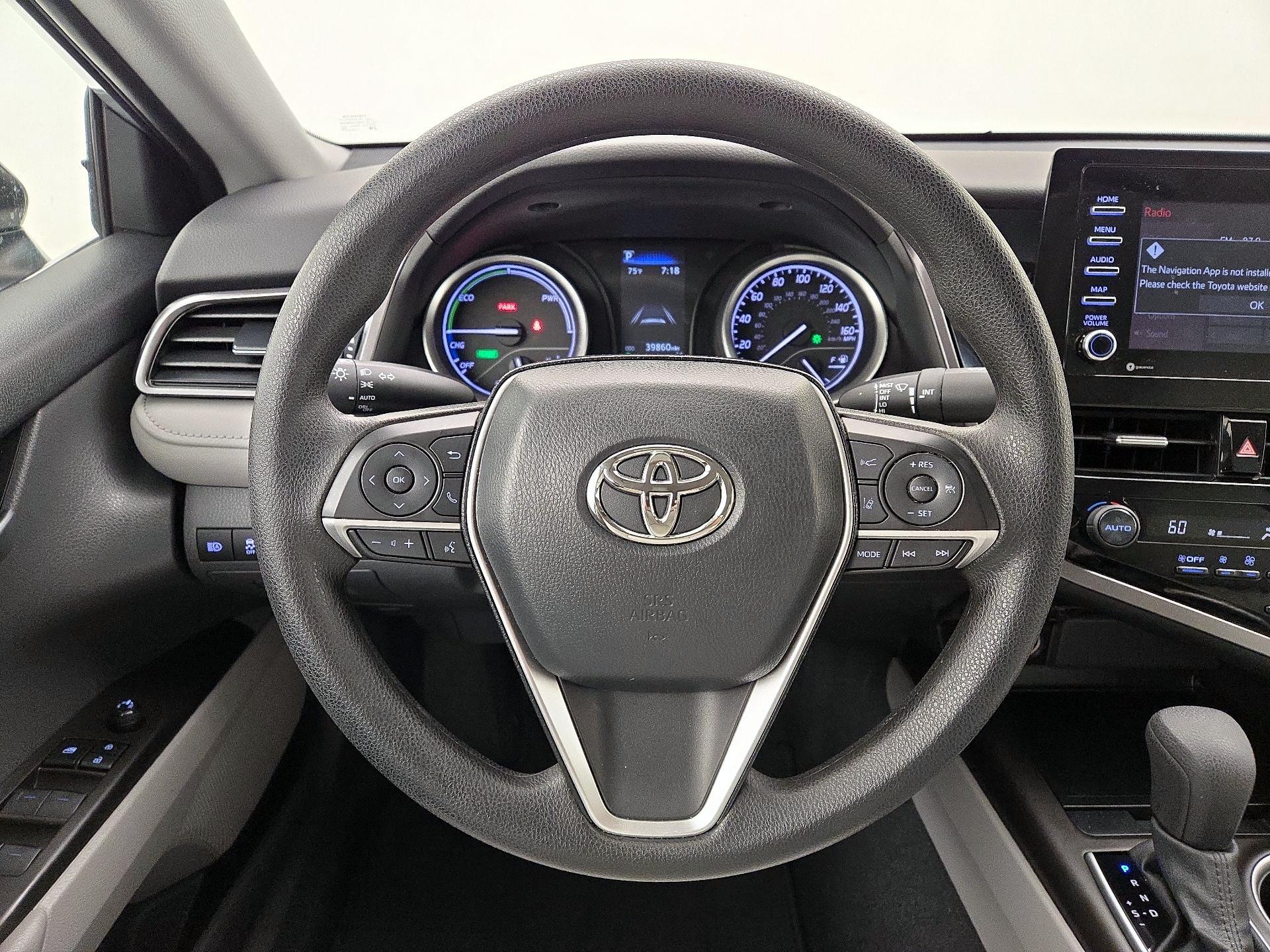 Thumbnail: 2021 Toyota Camry - 10