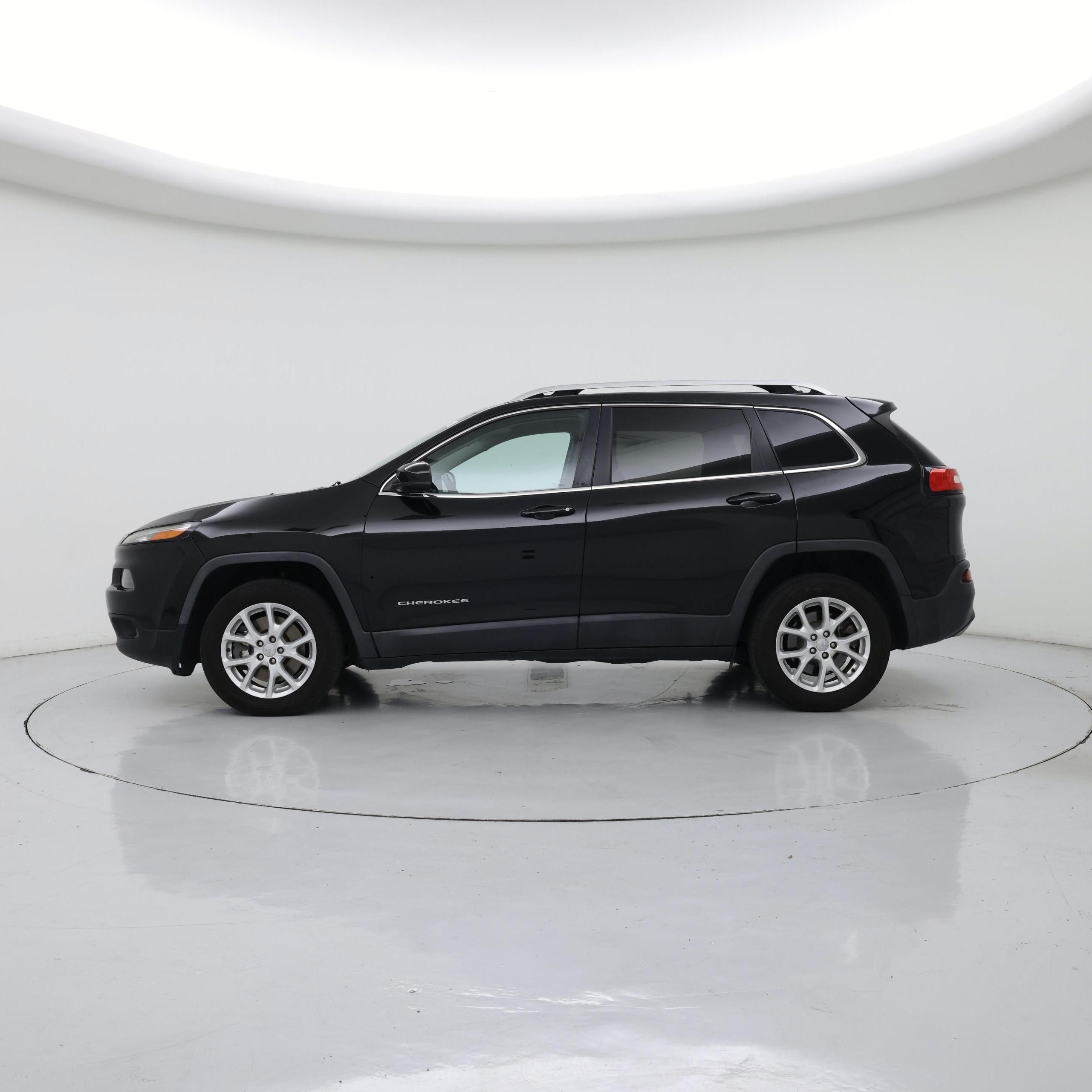 Thumbnail: 2017 Jeep Cherokee - 3