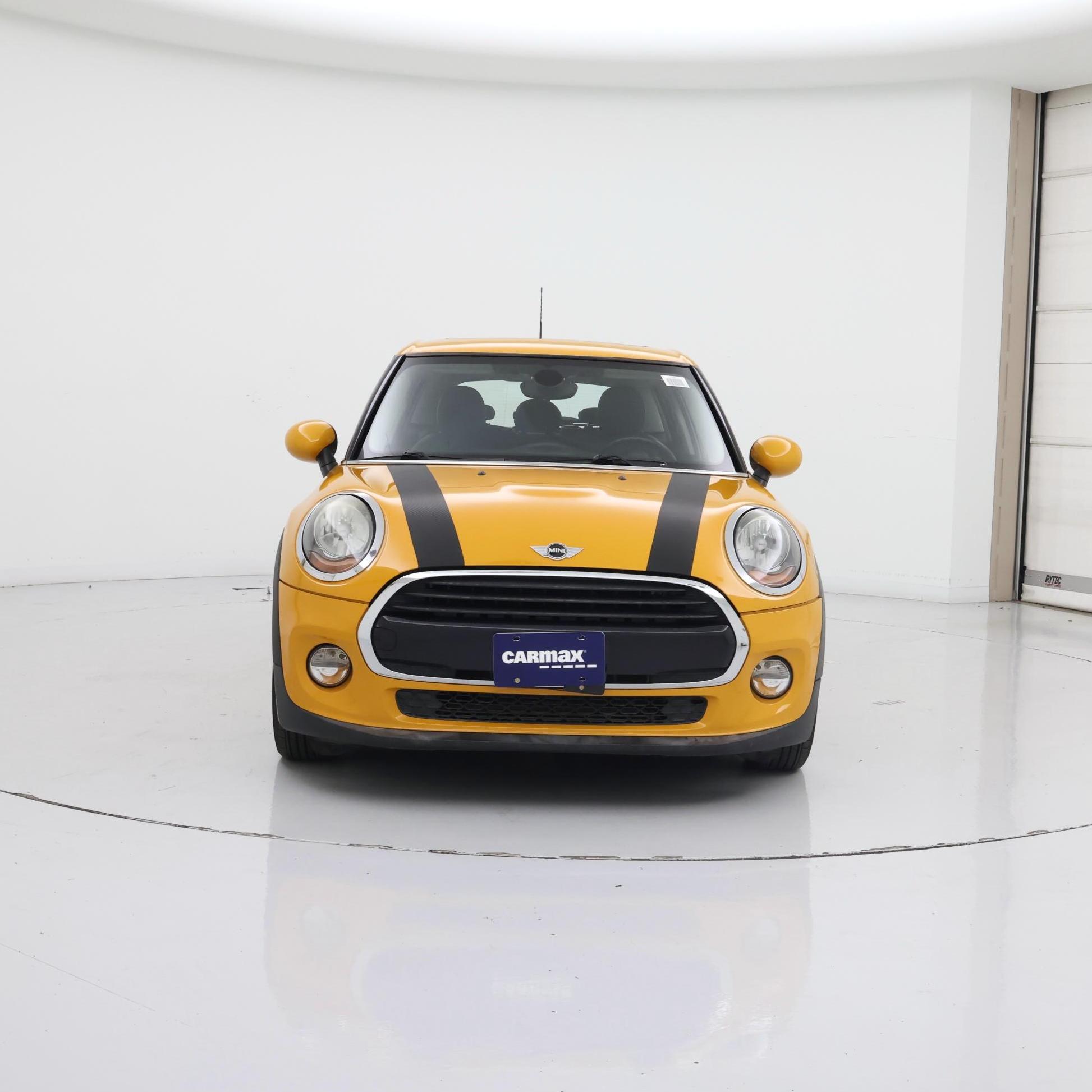 Thumbnail: 2016 MINI Cooper Hardtop - 5