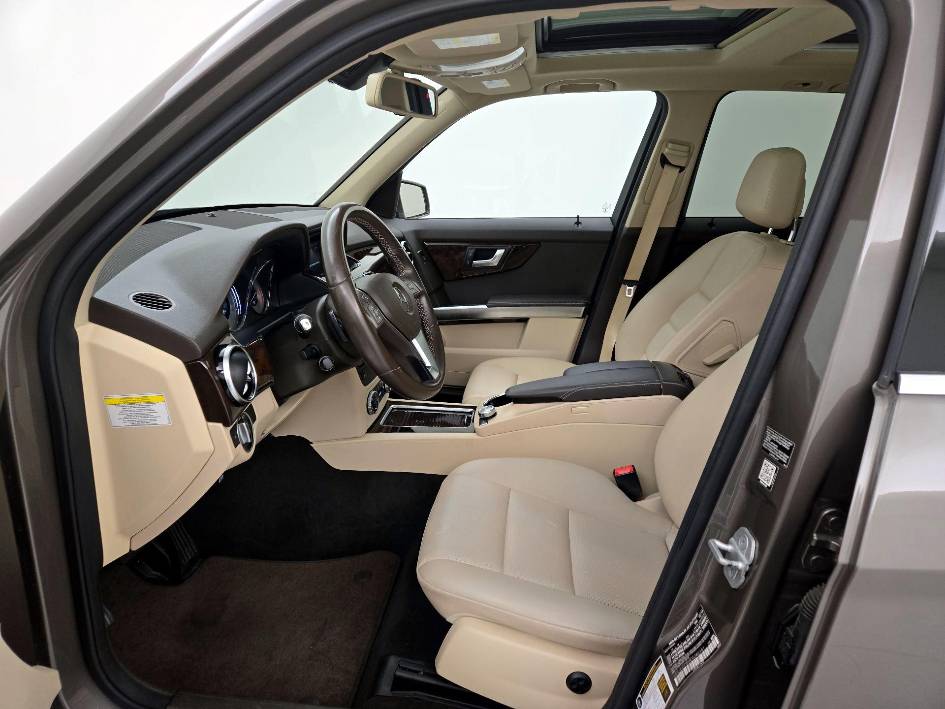 Thumbnail: 2014 Mercedes-Benz GLK - 11