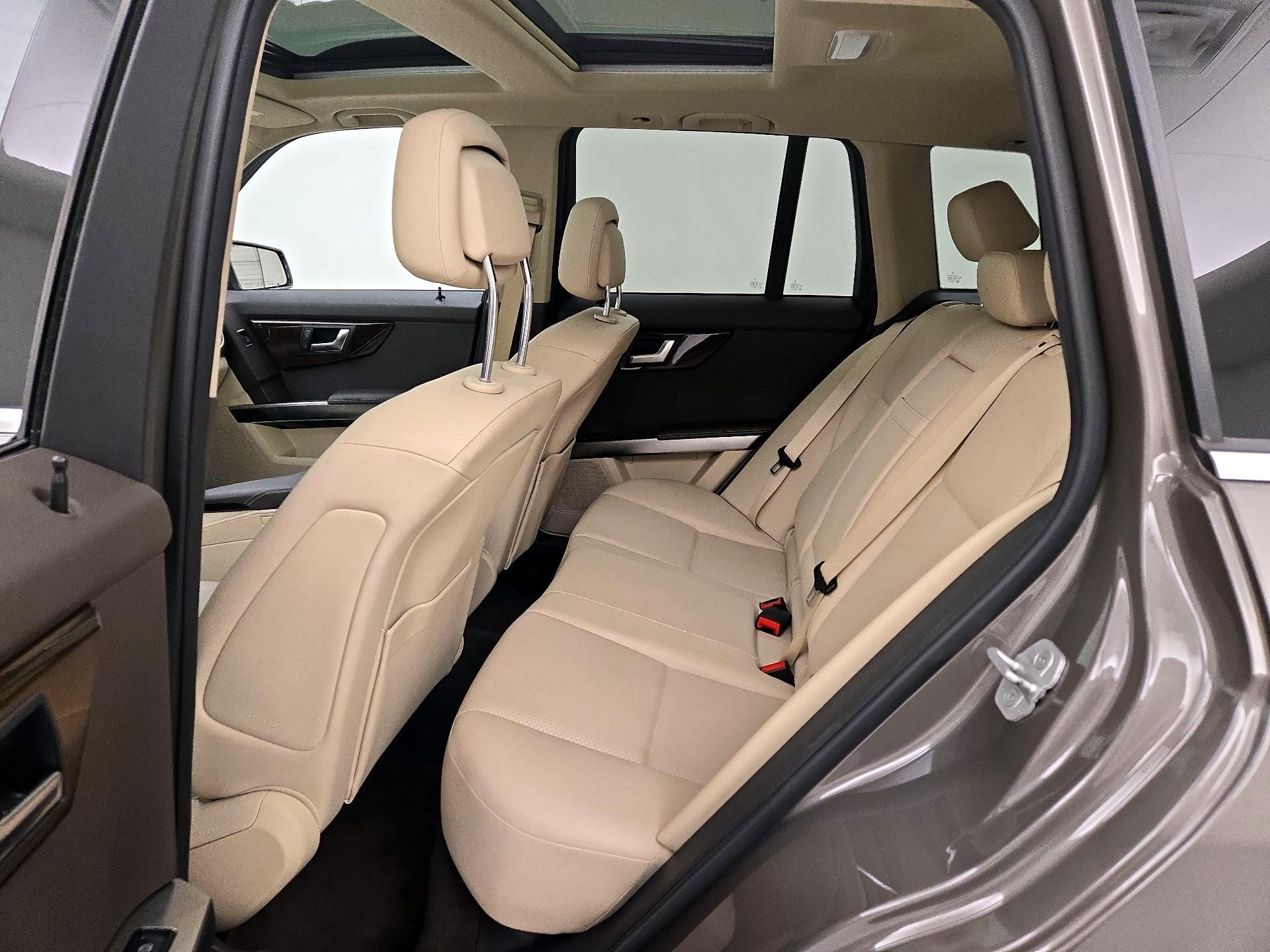 Thumbnail: 2014 Mercedes-Benz GLK - 19