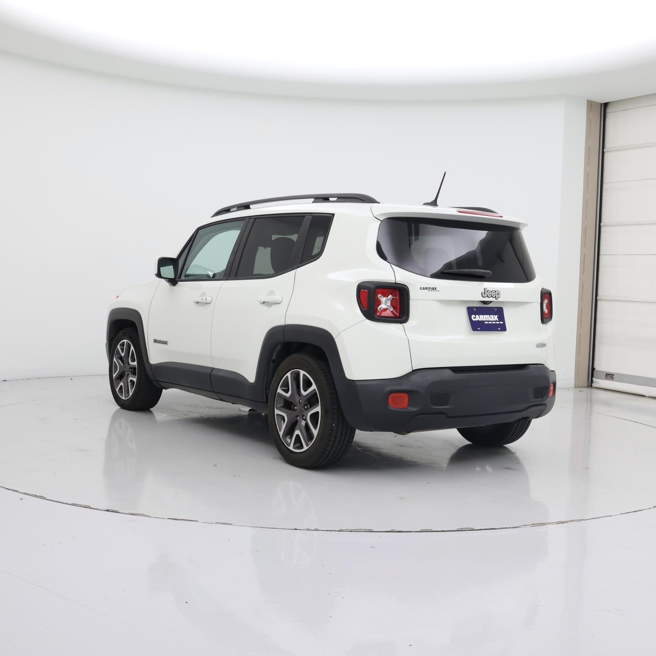 Thumbnail: 2016 Jeep Renegade - 2