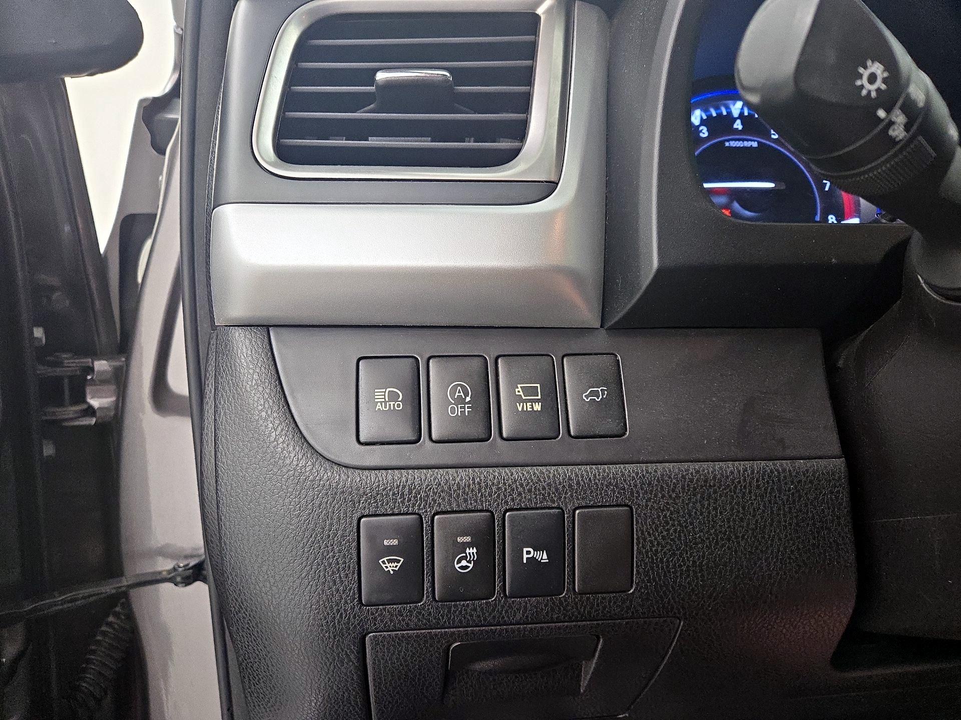 Thumbnail: 2018 Toyota Highlander - 13
