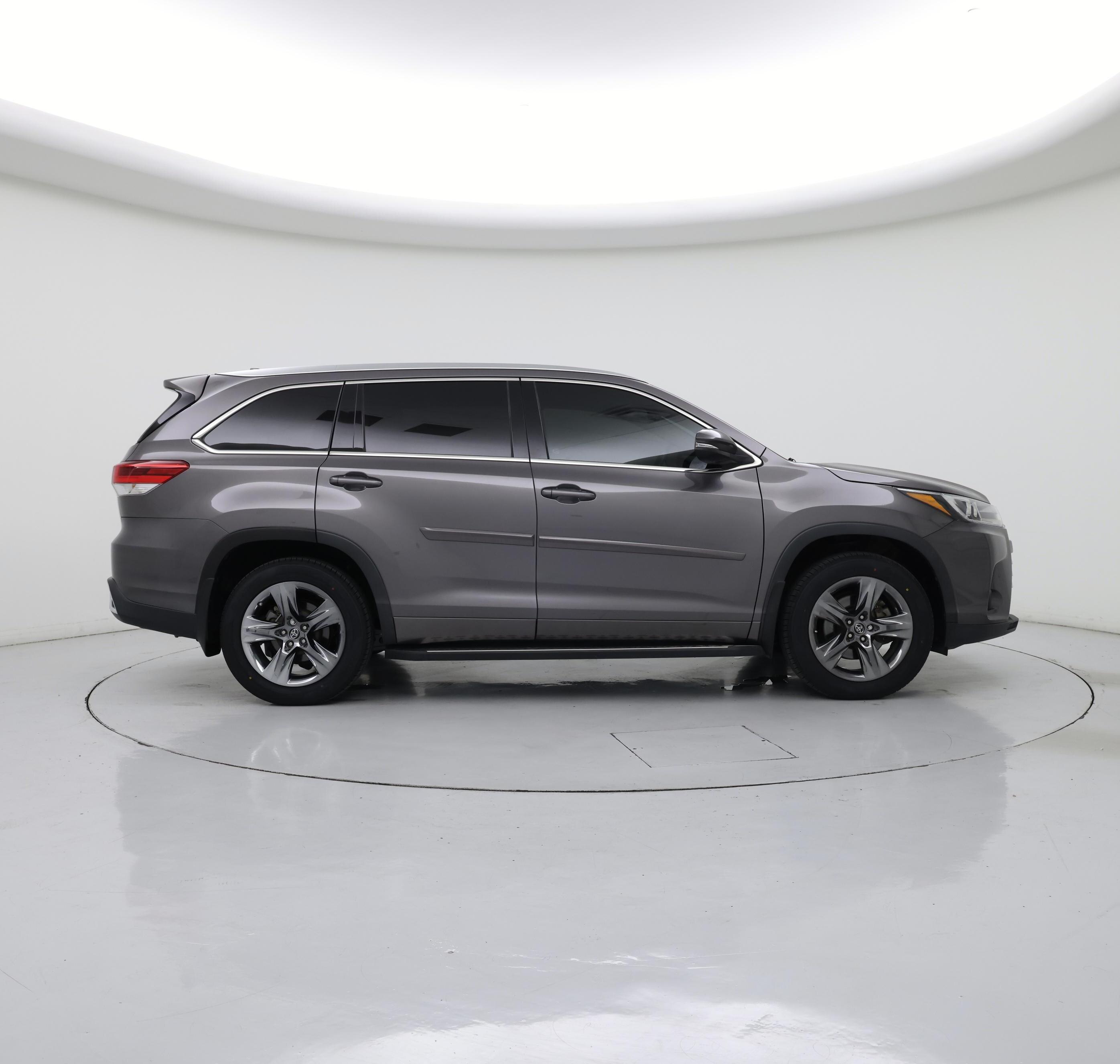 Thumbnail: 2018 Toyota Highlander - 7