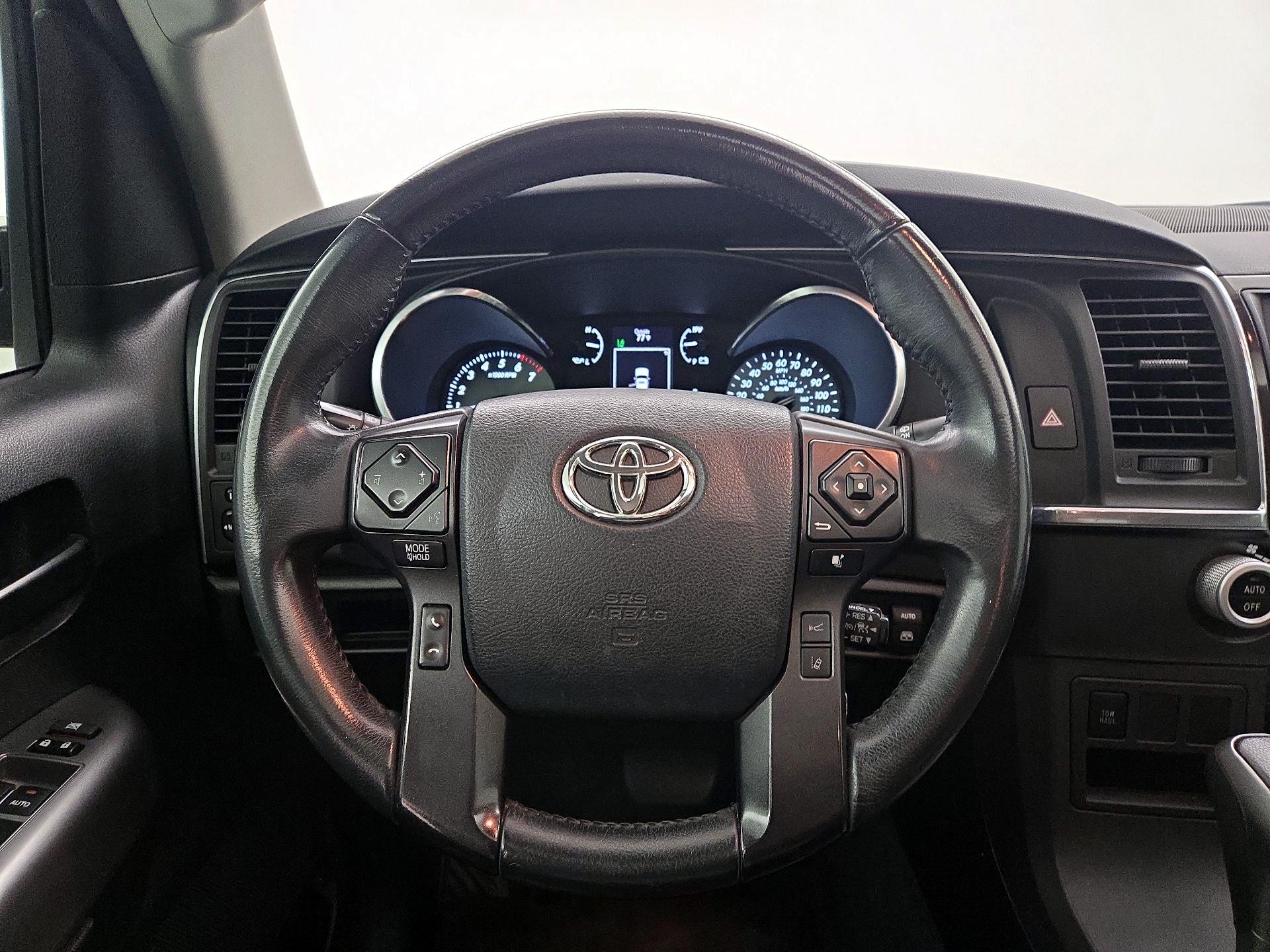 Thumbnail: 2018 Toyota Sequoia - 10