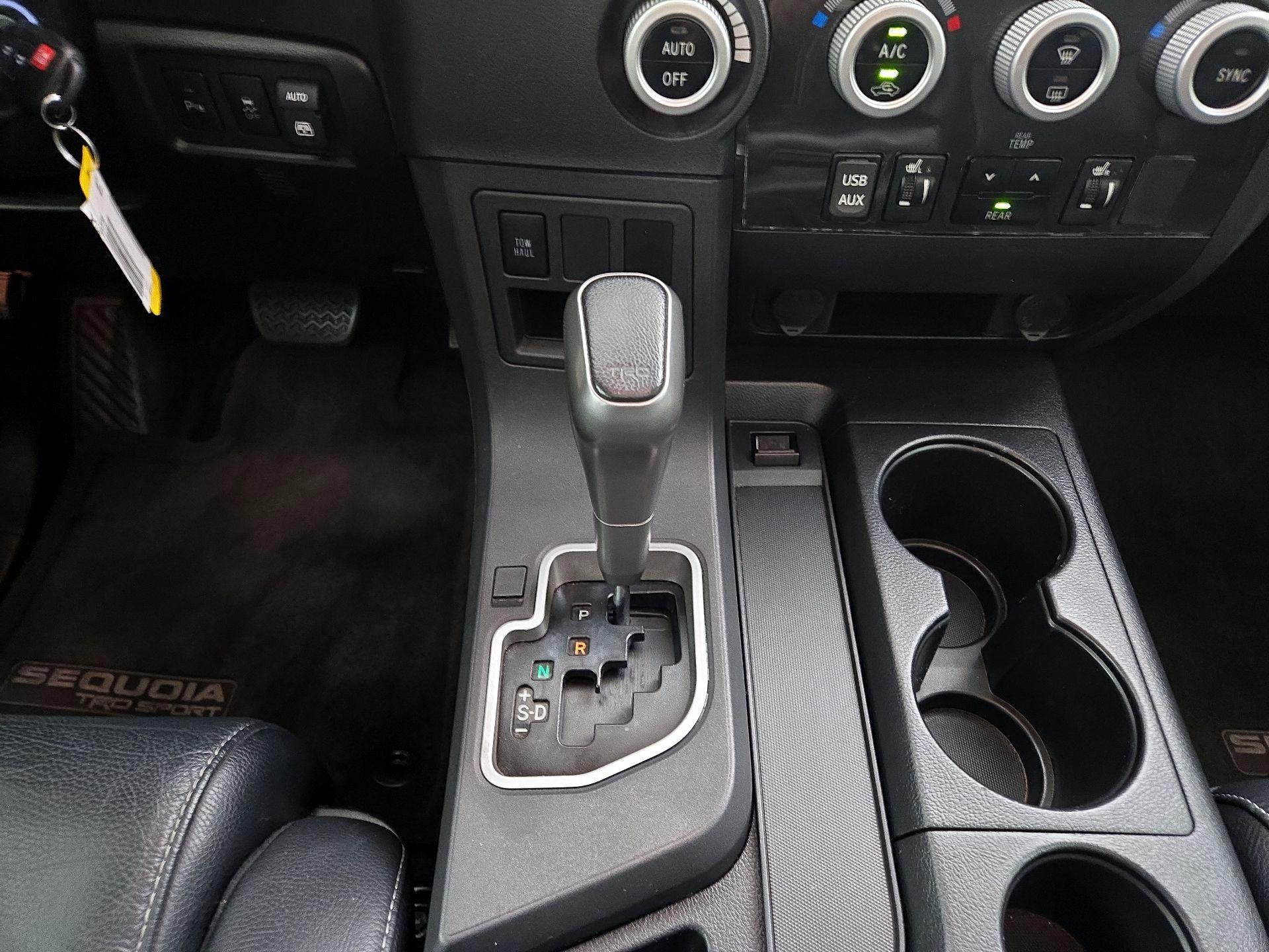Thumbnail: 2018 Toyota Sequoia - 17