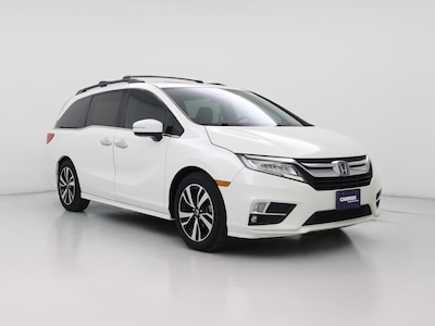 White 2018 Honda Odyssey Elite