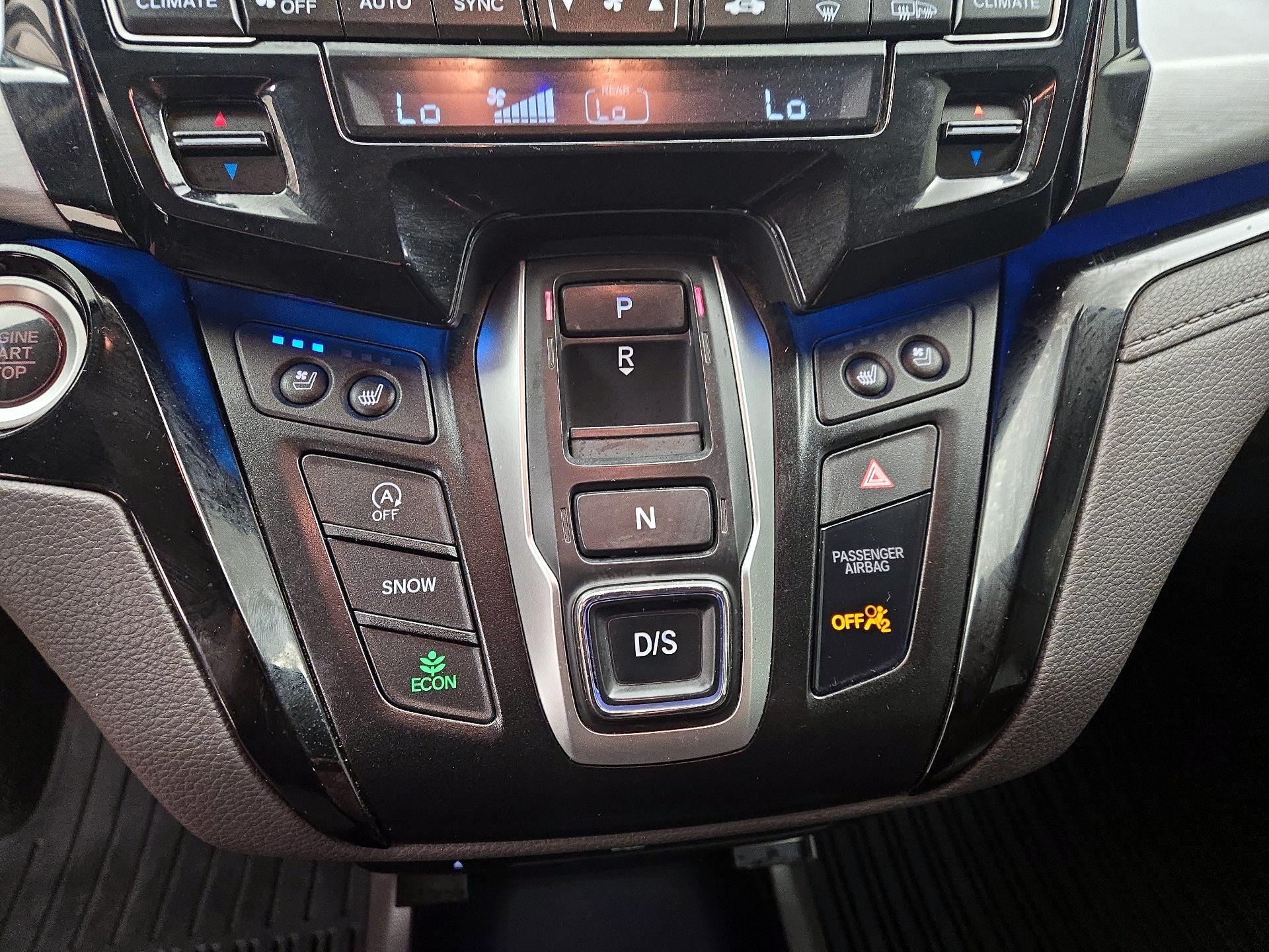 Thumbnail: 2018 Honda Odyssey - 18