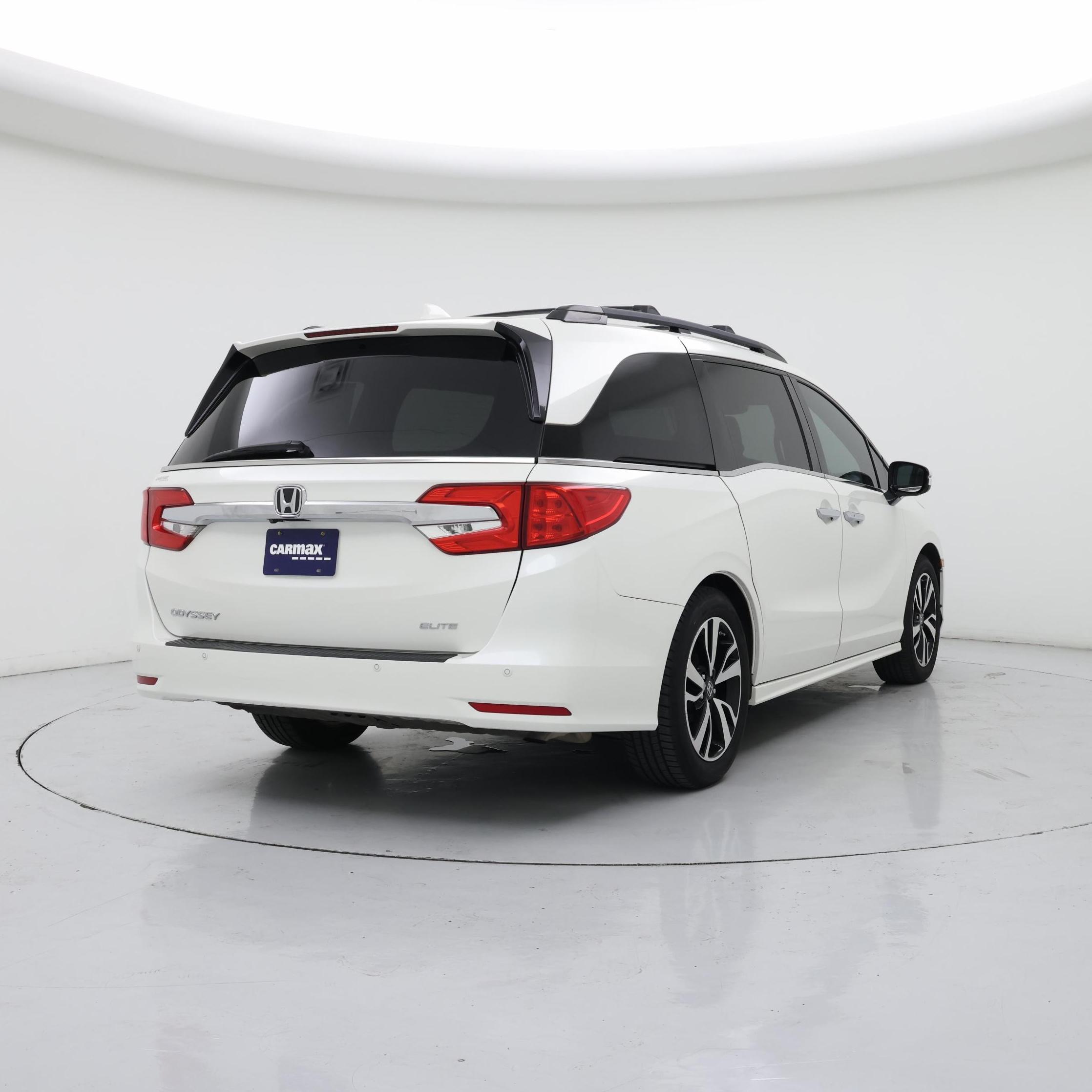 Thumbnail: 2018 Honda Odyssey - 8