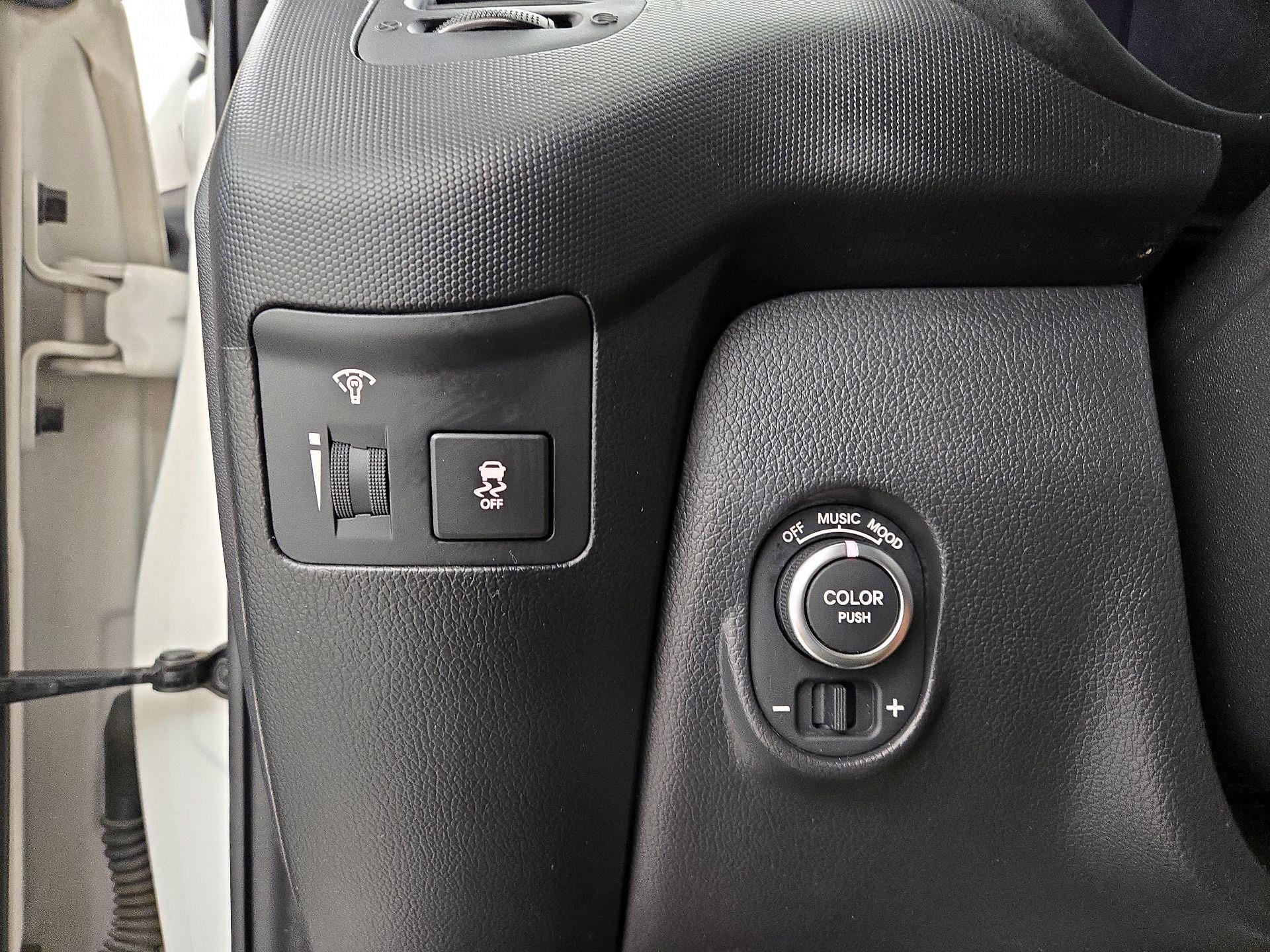 Thumbnail: 2013 Kia Soul - 13